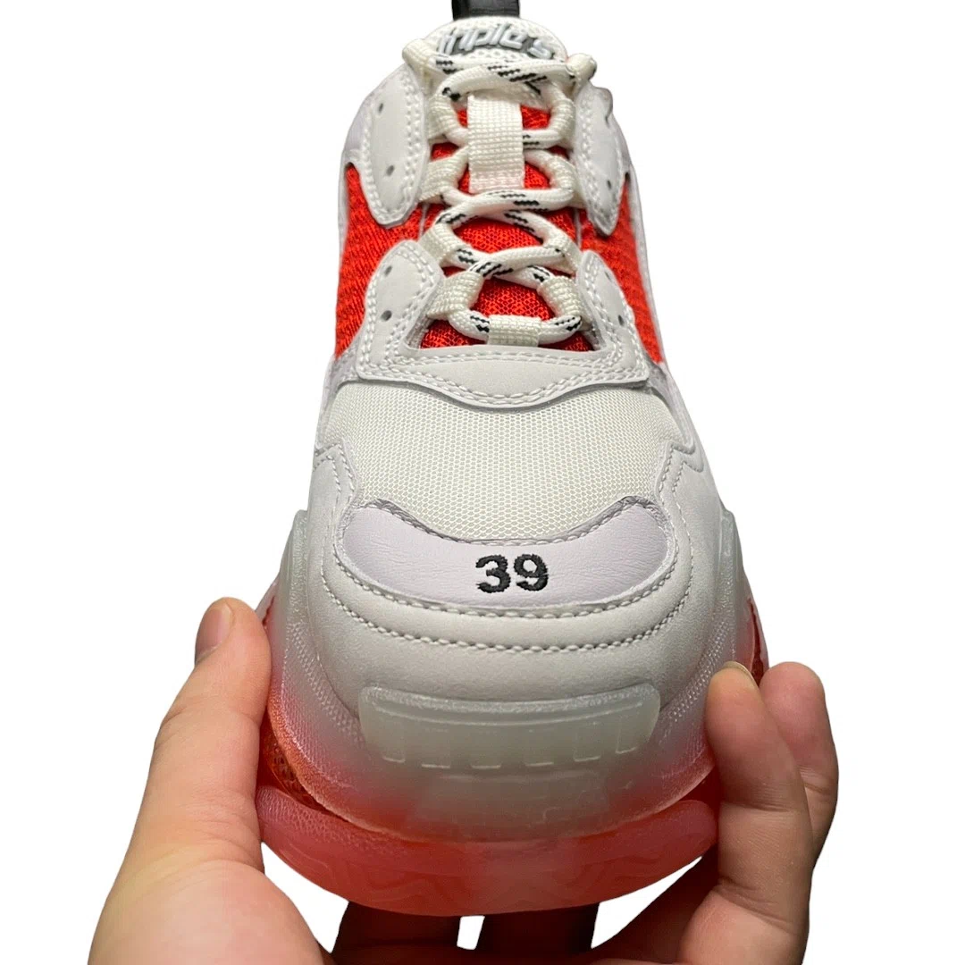 Balenciaga Triple S Sneaker in Vermillon、mysite、Cacoeks