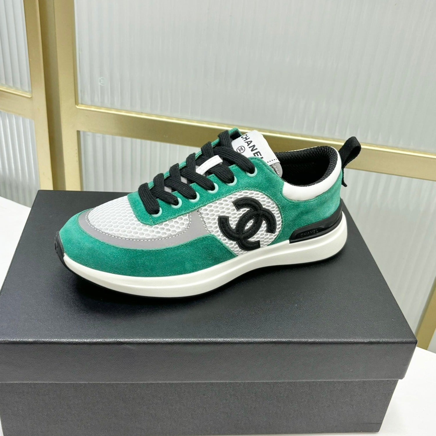 SNEAKER IN JADE GREEN SUEDE AND GREY BREATHABLE MESH、mysite、Cacoeks