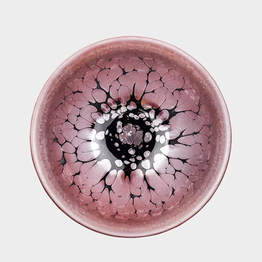 GEEK BAR-https://www.hot-toy.com/