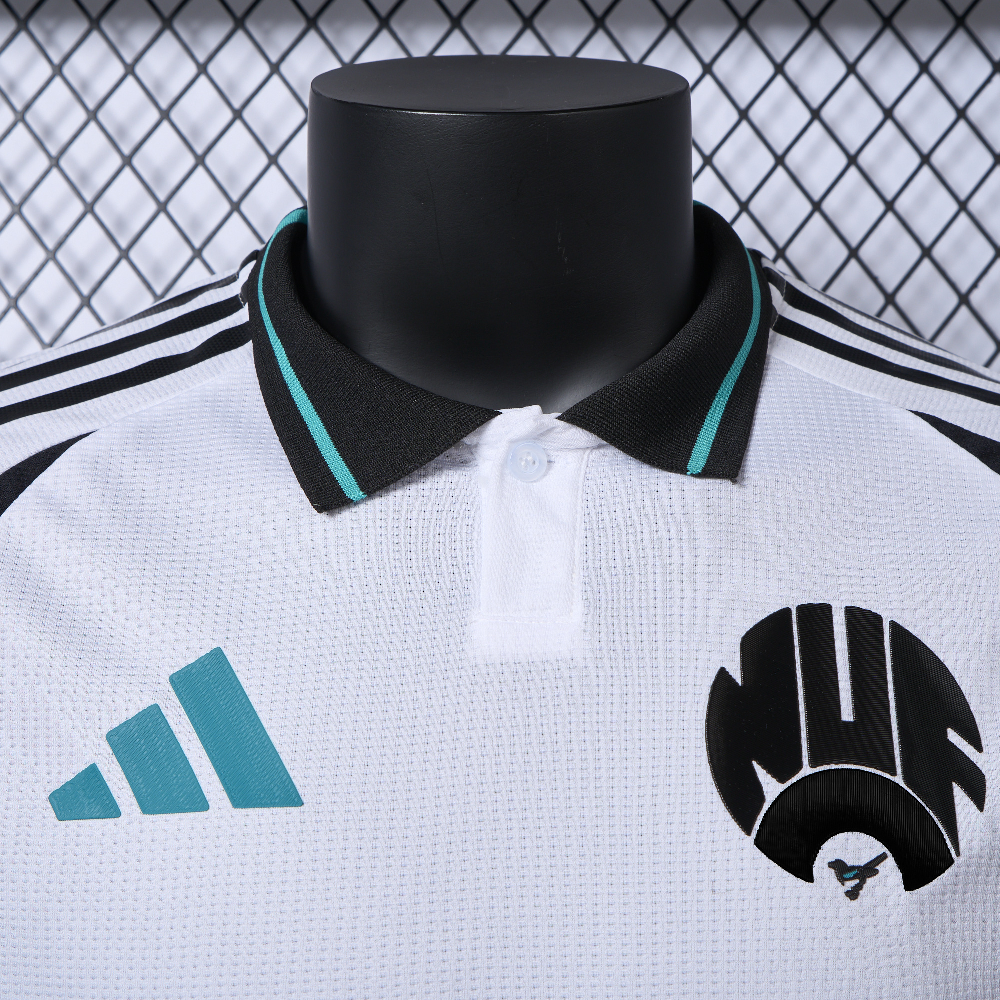 Higojerseys-Newcastle United 24-25 Third Jersey - Player Version