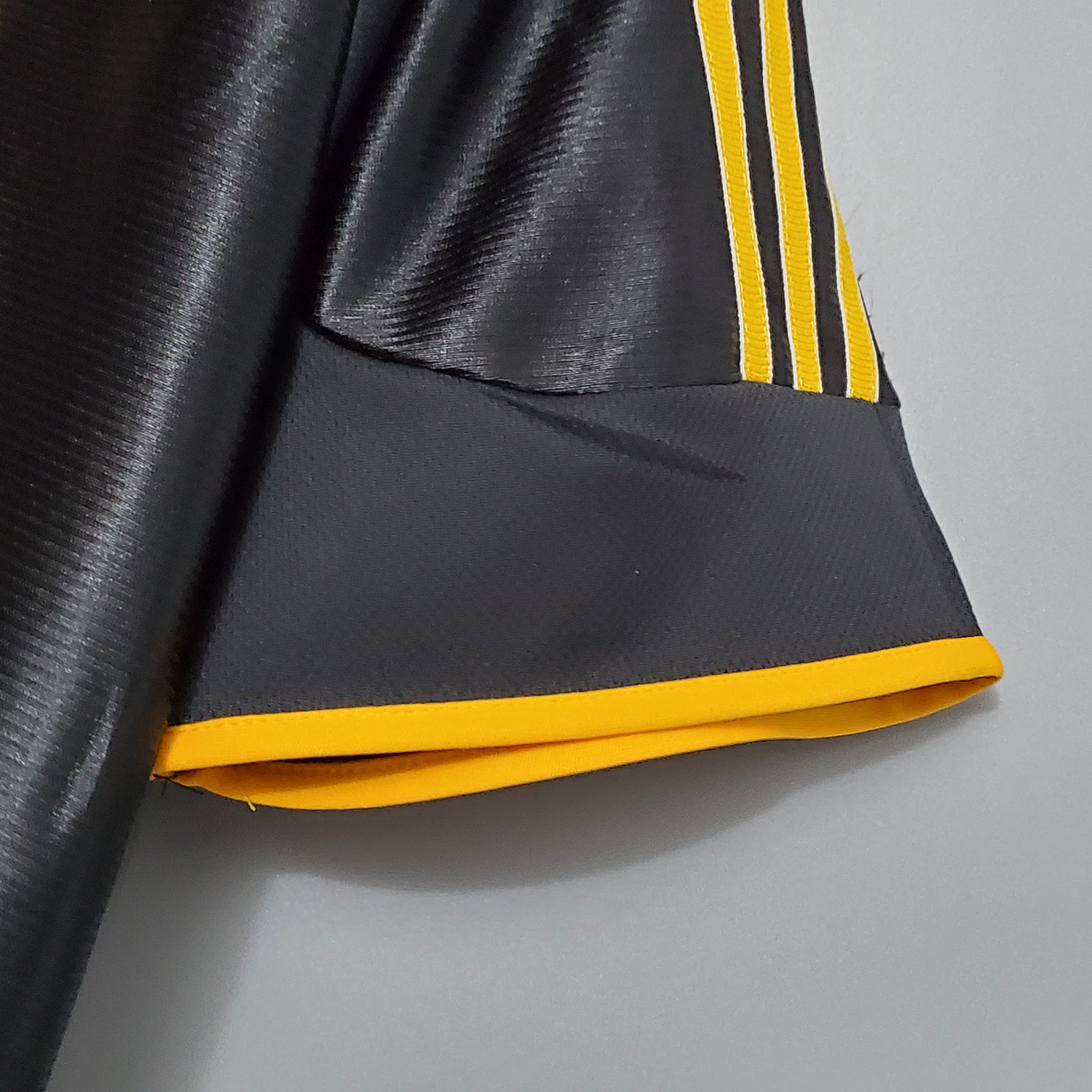 1998/2000 Retro Real Madrid Away:football jersey mysite: unitedjerseyfootball 邓江浪:football