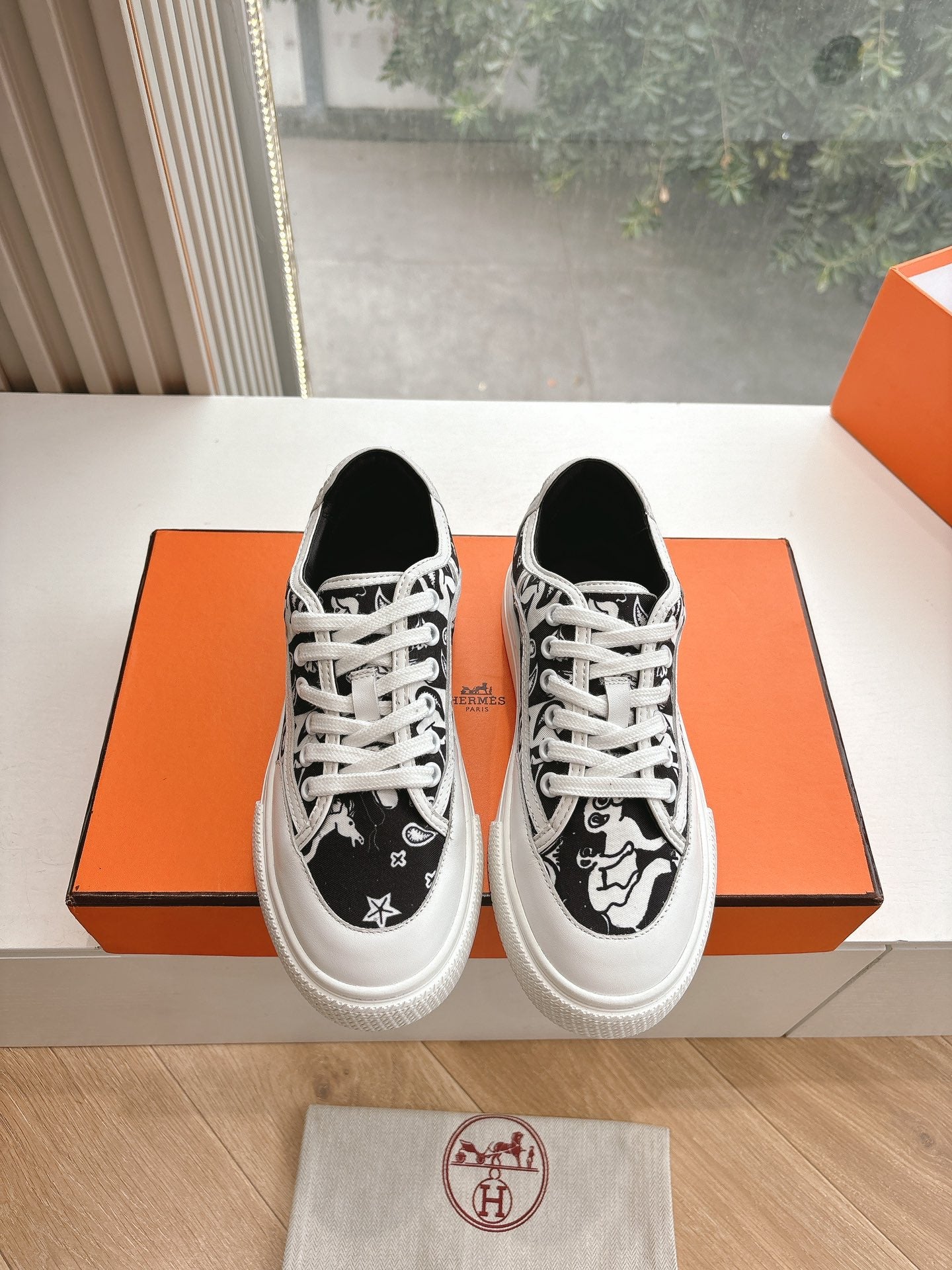 GET SNEAKER IN BLACK MIX WHITE MAXI CANVAS AND CALFSKIN、mysite、Cacoeks