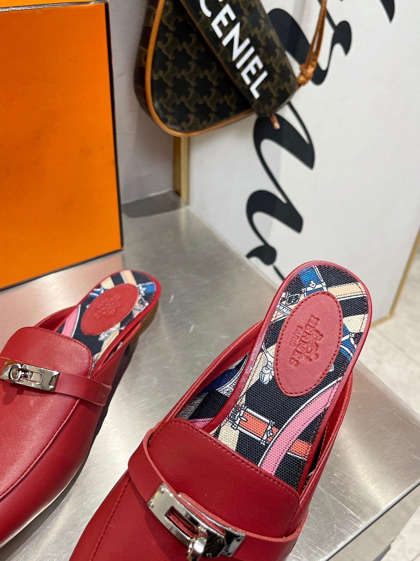 0Z MULE RUBY CALFSKIN WITH PATTERN、mysite、Cacoeks