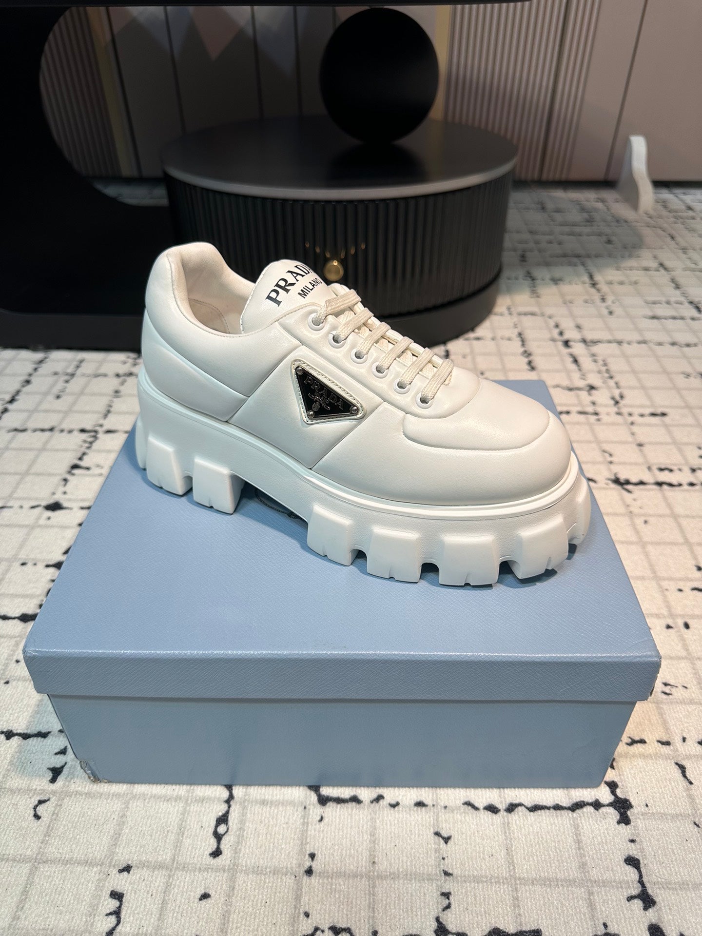 PRA MONOLITH BRUSHED LACE-UP SHOES WHITE LAMBSKIN、mysite、Cacoeks