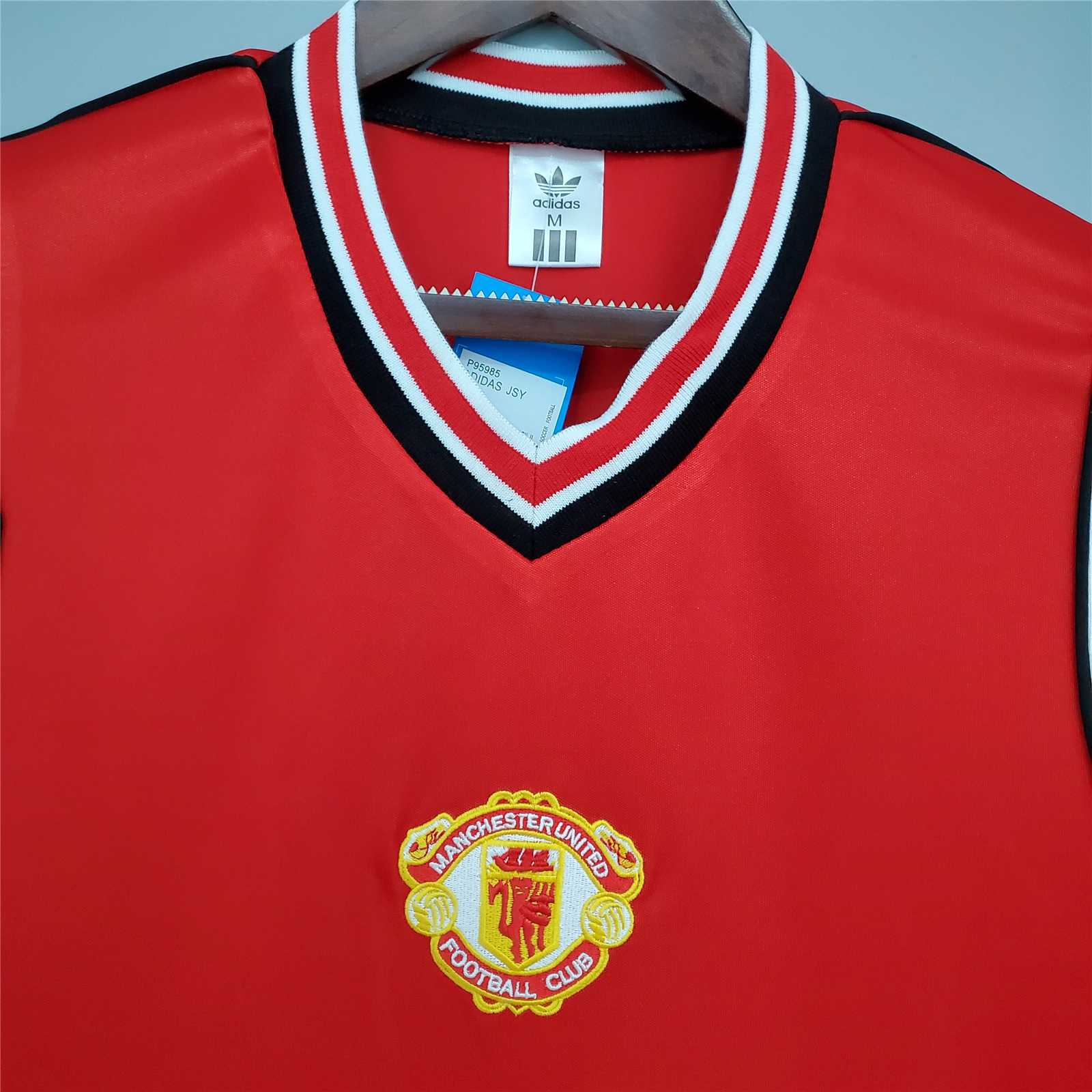 Higojerseys-Retro Manchester United 85-86 Home Stadium Jersey