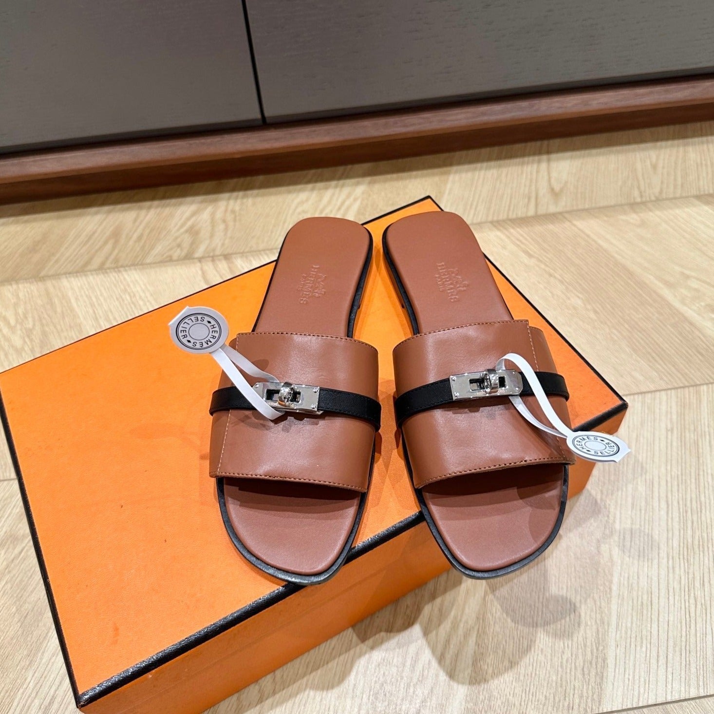 GABRIEL SANDAL CINNAMON CALFSKIN、mysite、Cacoeks