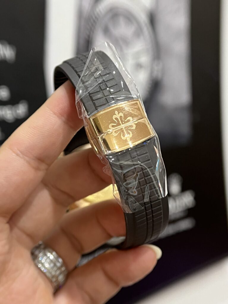 Đồng Hồ Patek Philippe Aquanaut 5167 Bọc Vàng Mặt Chocolate 3K 40mm (1)