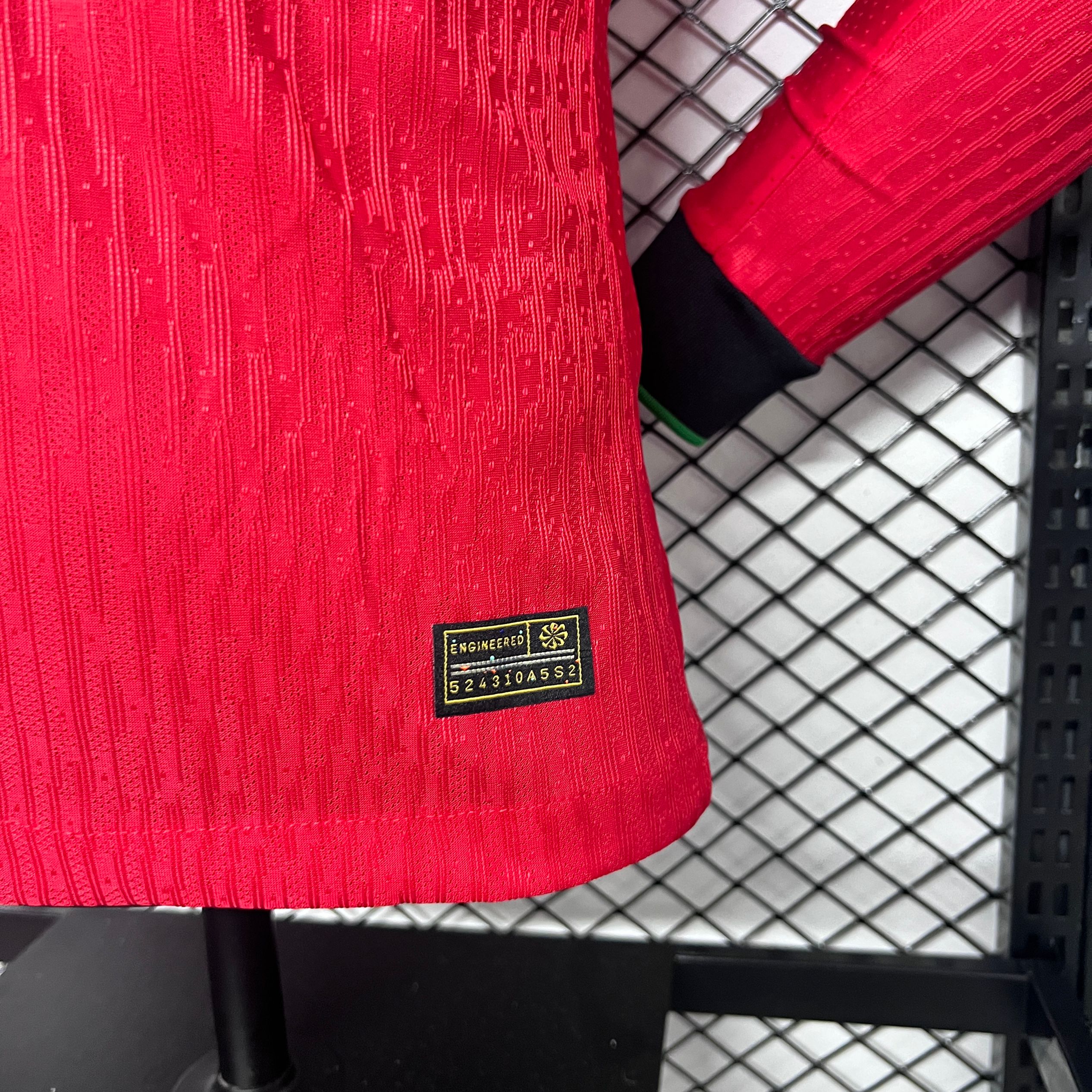 ManixJersey.com | Portugal 2024 Home Stadium Long Sleeve Jersey - Player Version -Customize Name, Number and Patch | Worldwide Shipping