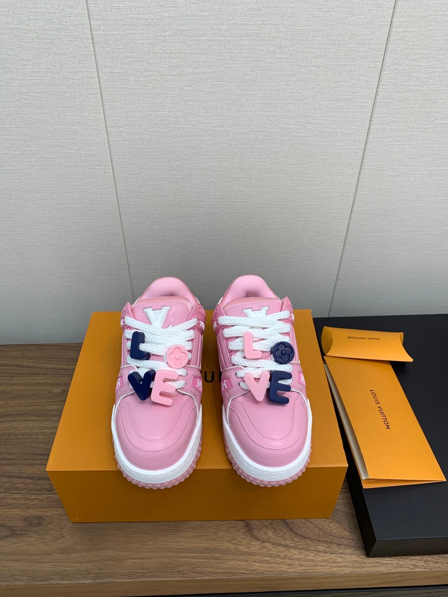 LV TRAINER IN LIGHT PINK CALFSKIN、mysite、Cacoeks