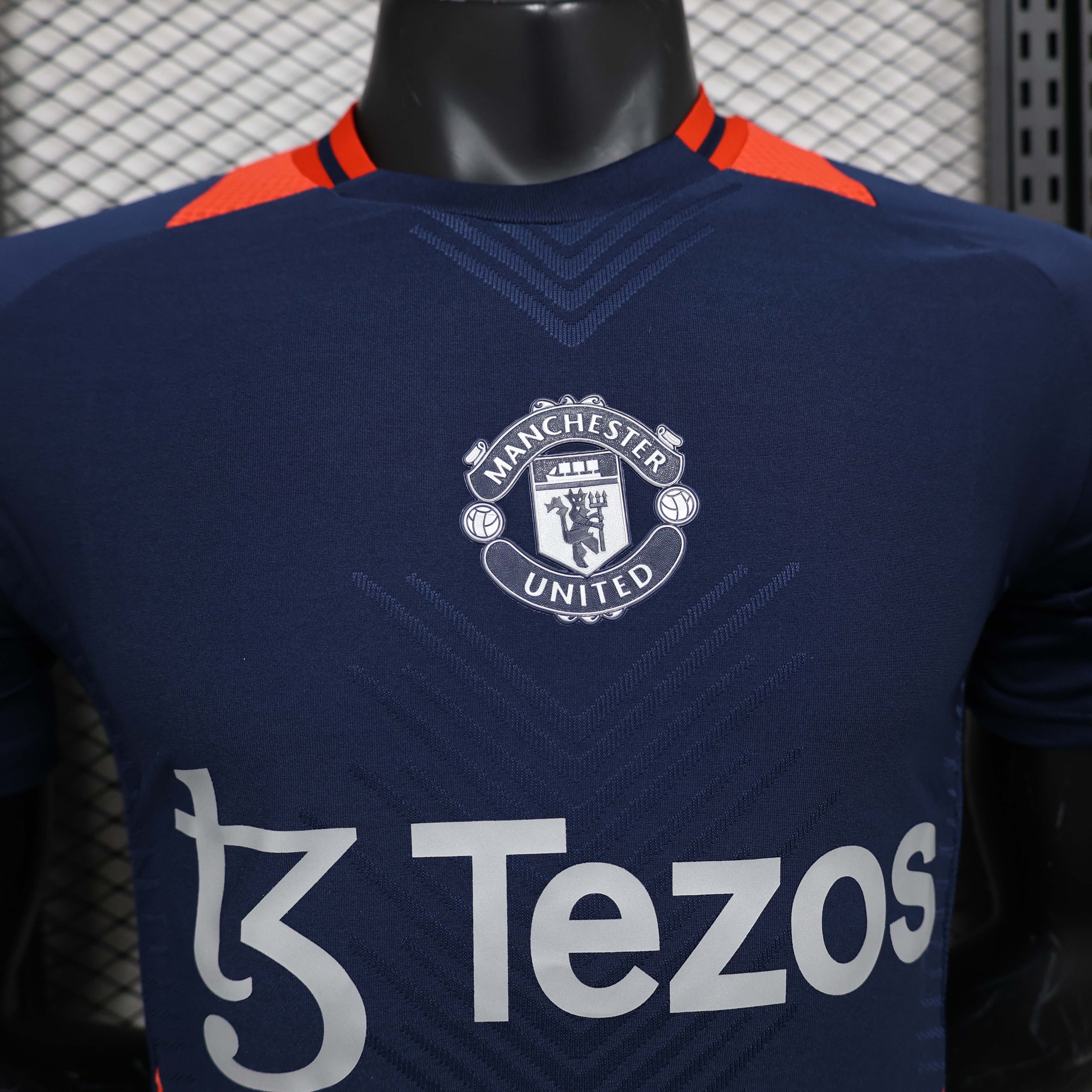 2024/2025 Player Version Manchester United Pre-race suit Navy blue Football Shirt 1:1 Thai Quality:football jersey mysite: unitedjerseyfootball 邓江浪:football