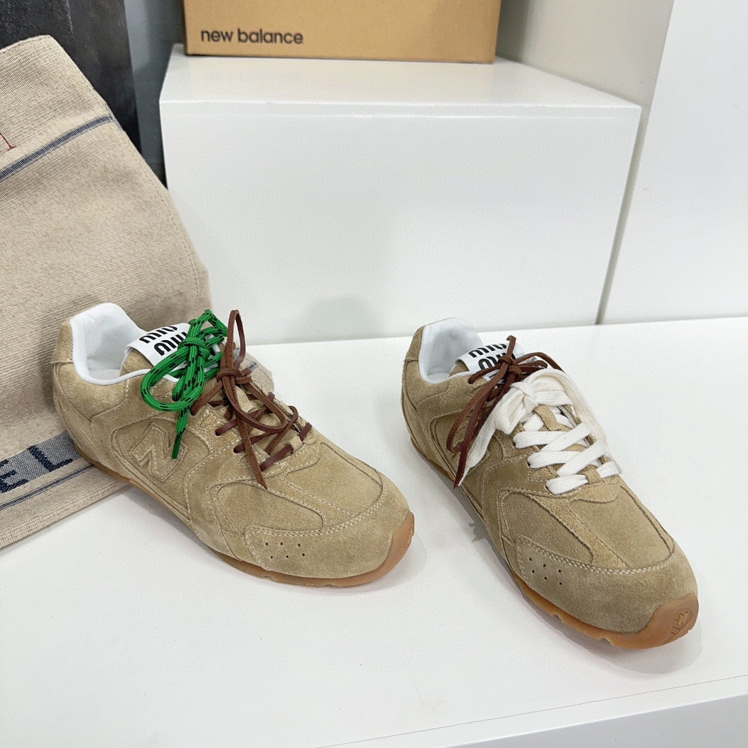 MIUxNEW 530 SNEAKER IN BROWN ECRU SUEDE、mysite、Cacoeks