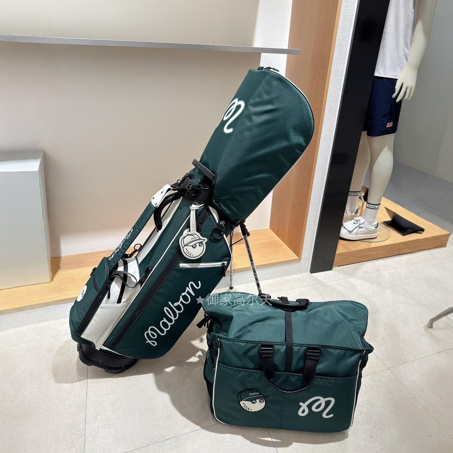 TITLESIT TAYLORMADE G/FORE GOLF BAG