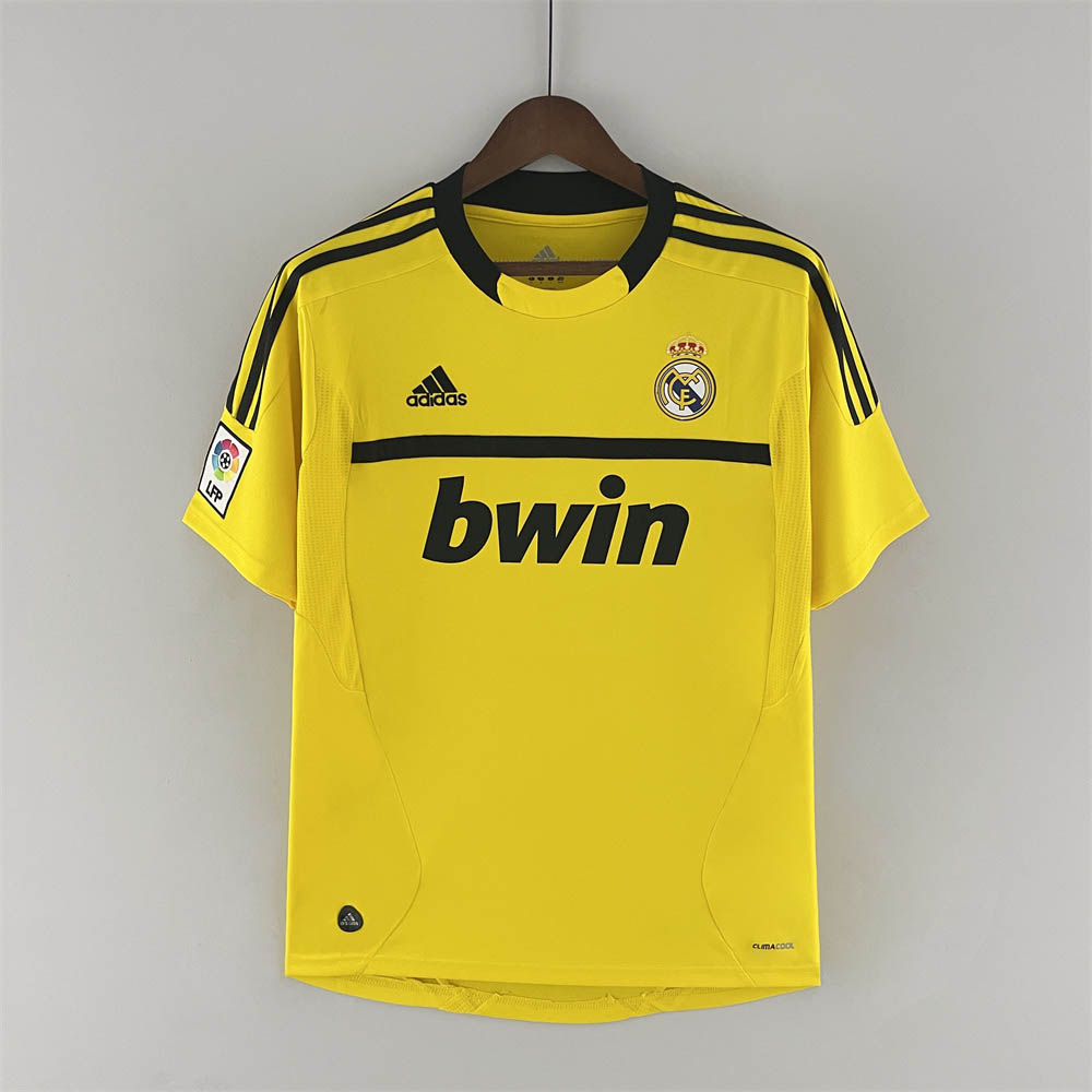 2011/2012 Retro Real Madrid Goalkeeper Yellow:football jersey mysite: unitedjerseyfootball 邓江浪:football