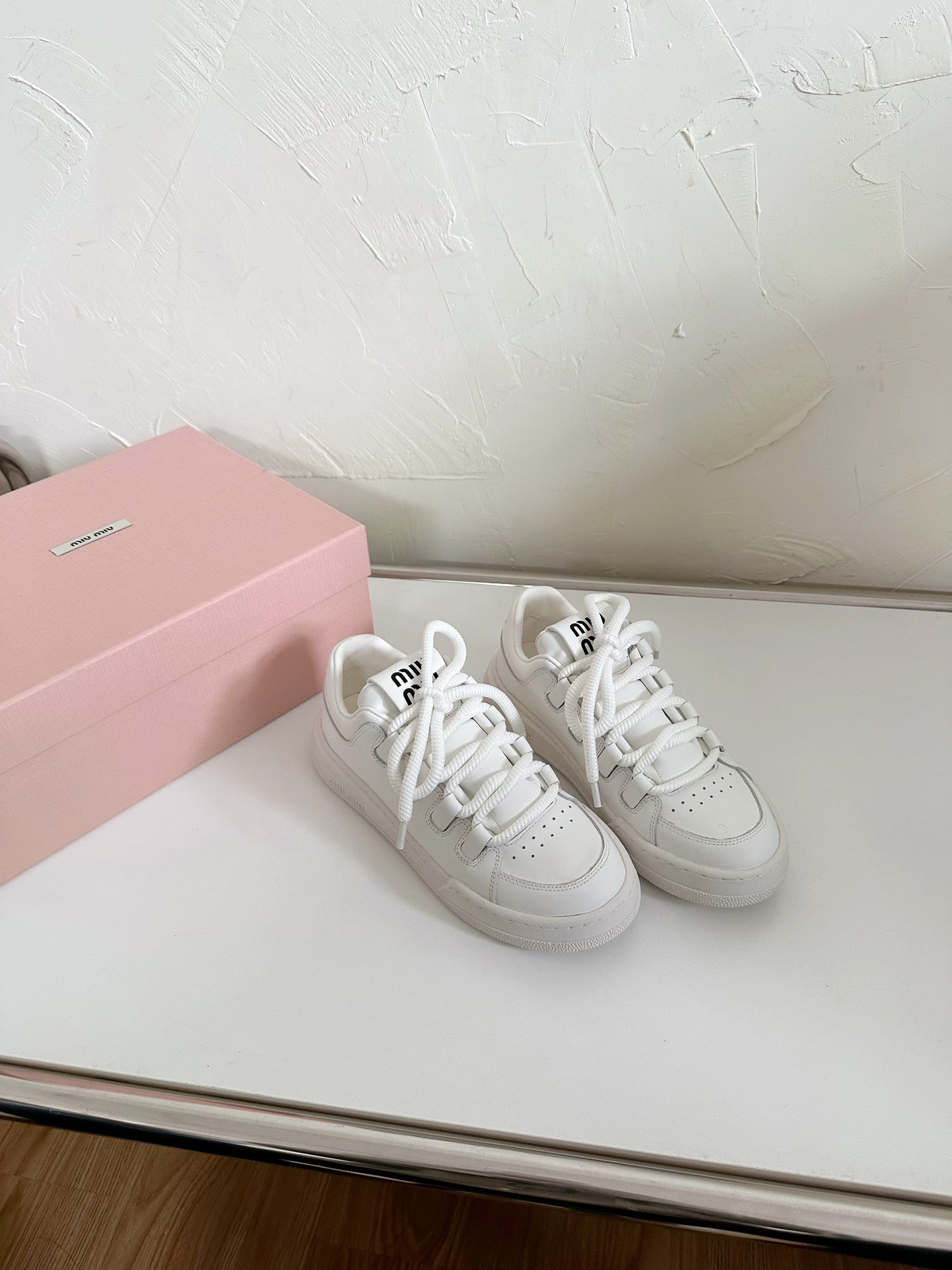 SNEAKERS SIMPLE DESIGN IN WHITE SHEEPSKIN、mysite、Cacoeks