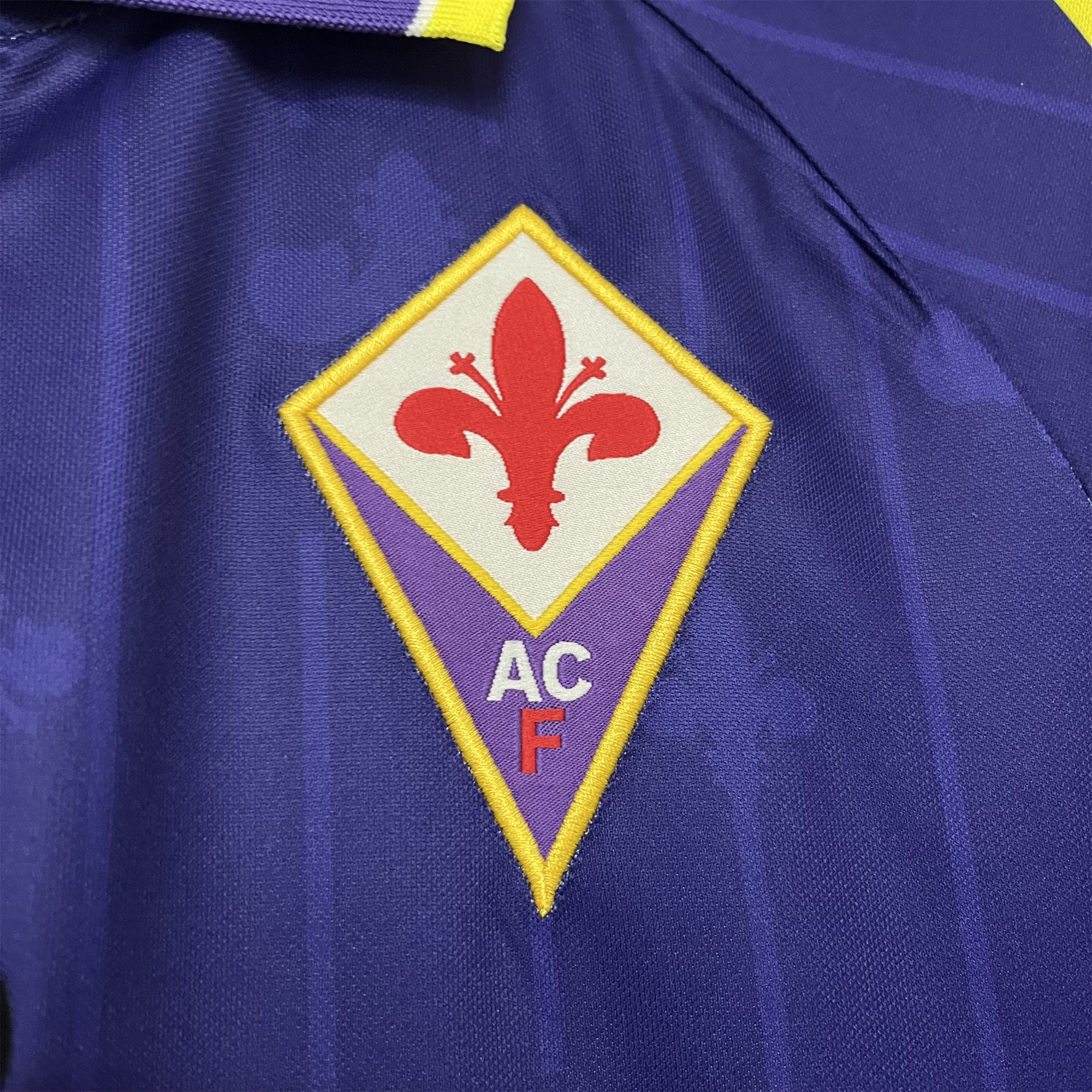 Higojerseys-Retro Fiorentina 1997-98 Home Stadium Jersey