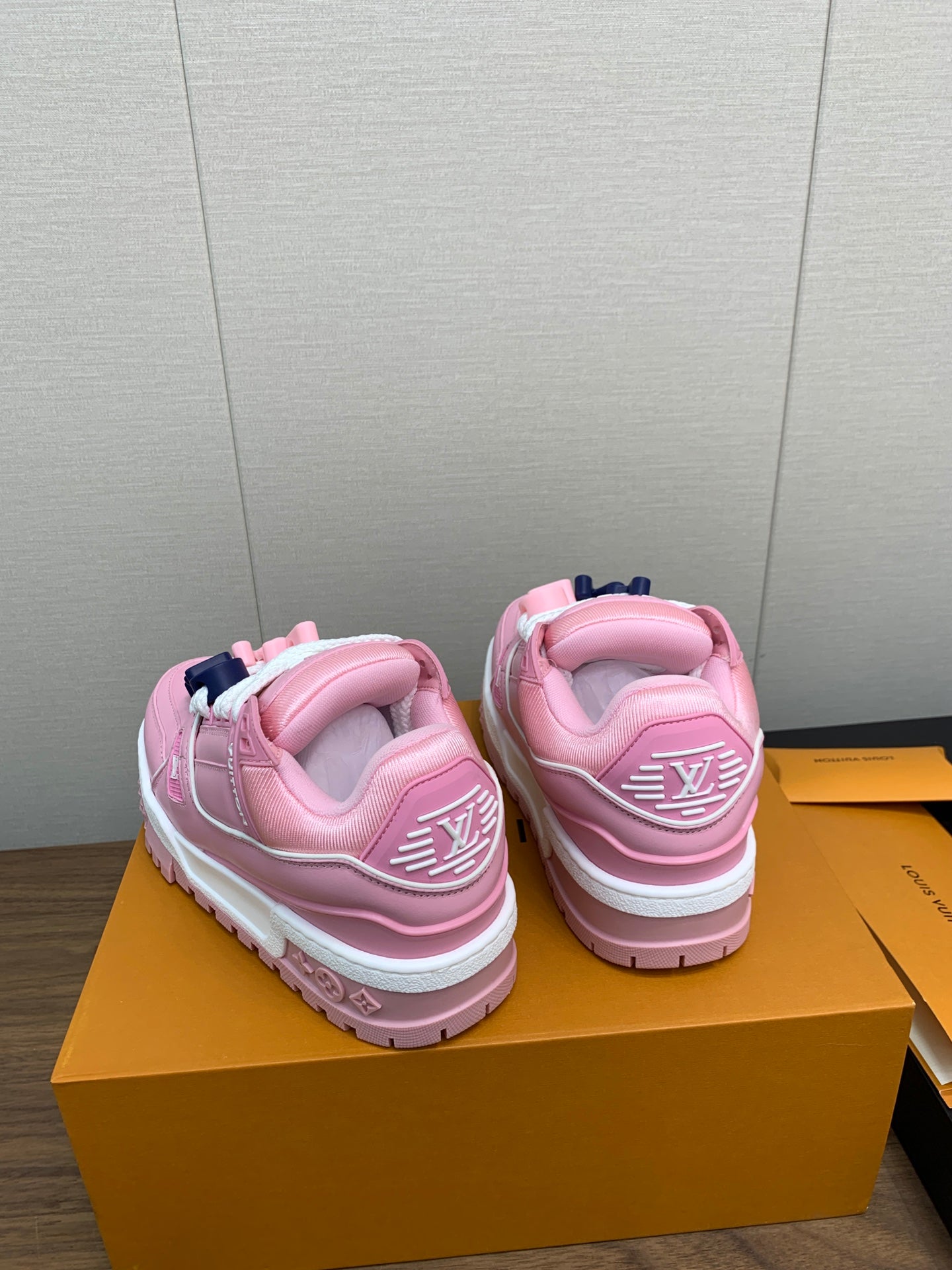LV TRAINER IN LIGHT PINK CALFSKIN、mysite、Cacoeks