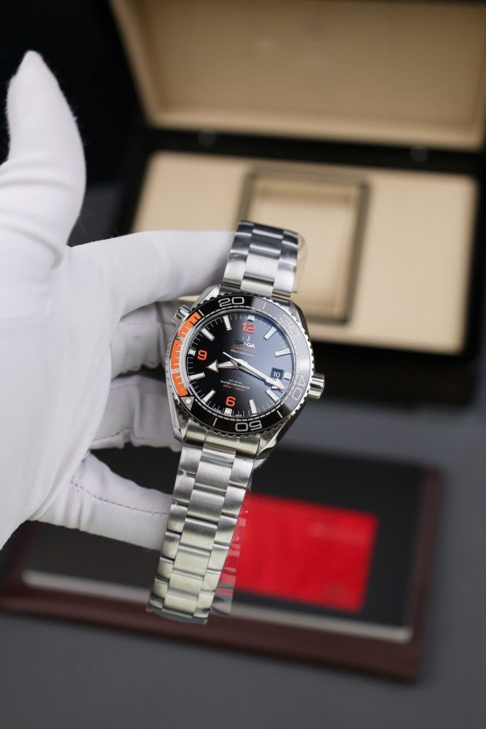 Đồng Hồ Omega Seamaster Planet Ocean Replica 11 Dây Kim Loại 43 (2)