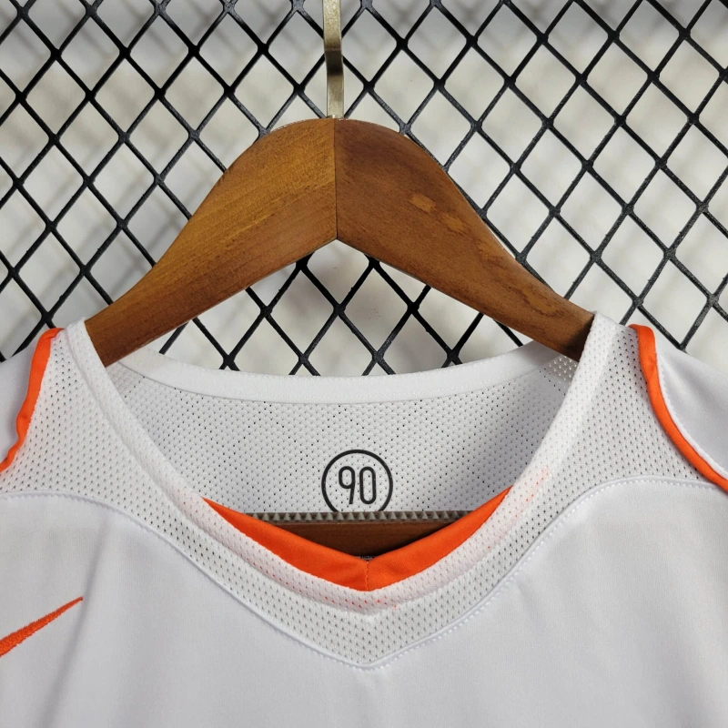 GlobeJersey-Retro Netherlands 2004 Away Jersey