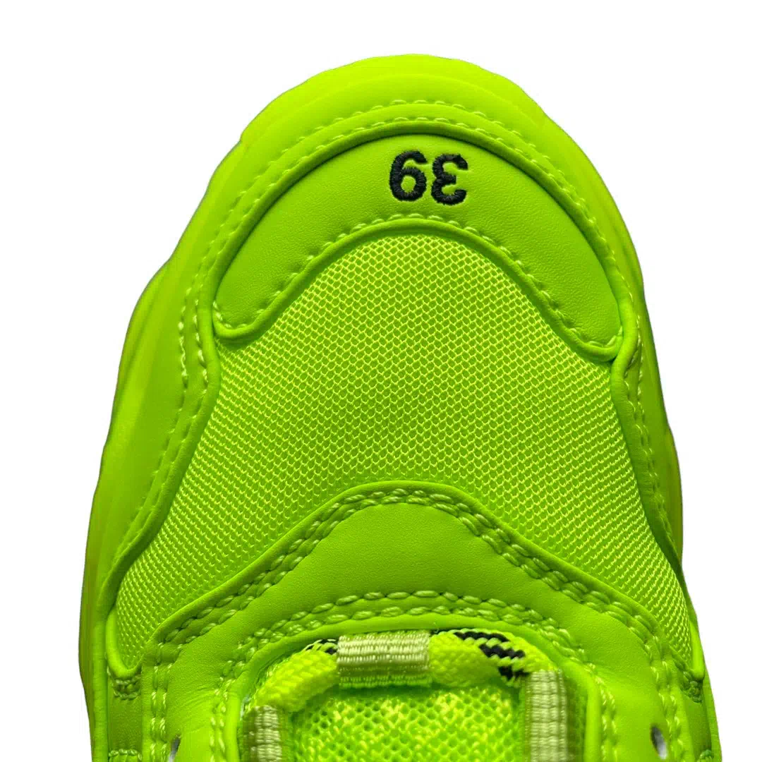 Balenciaga Triple S Sneaker in Fluo Yellow、mysite、Cacoeks