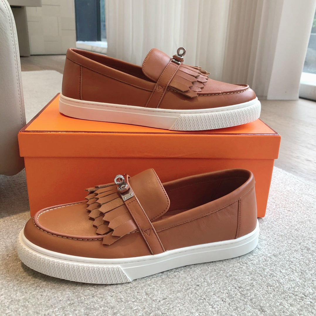 GAME SLIP-ON SNEAKER CARAMEL WITH TASSELS CALFSKIN、mysite、Cacoeks