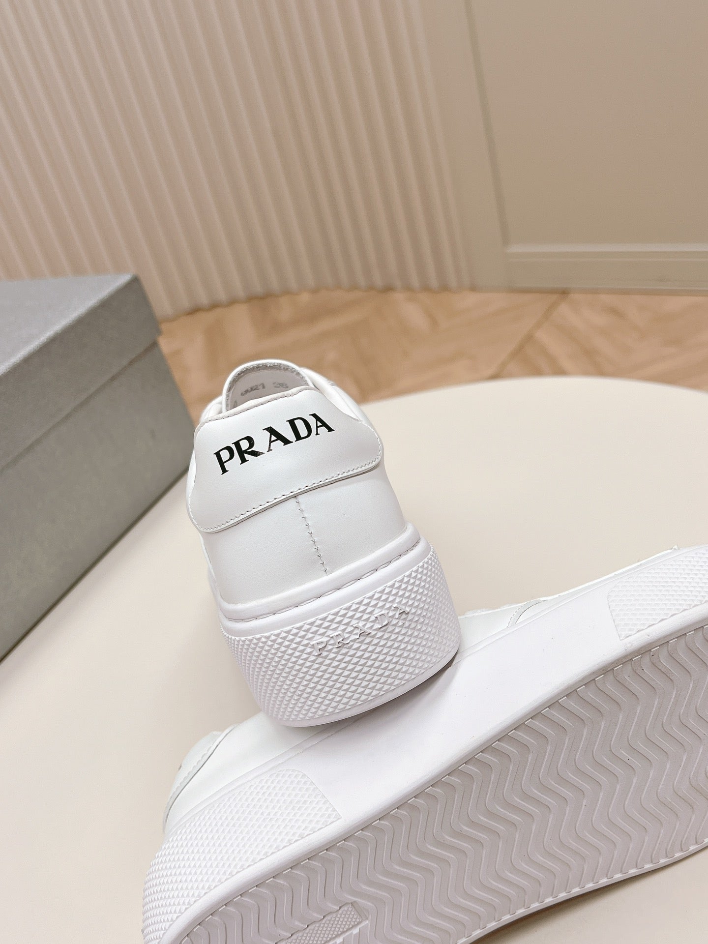 PRA LEATHER LOGO OUTLET SNEAKERS WHITE CALFSKIN、mysite、Cacoeks