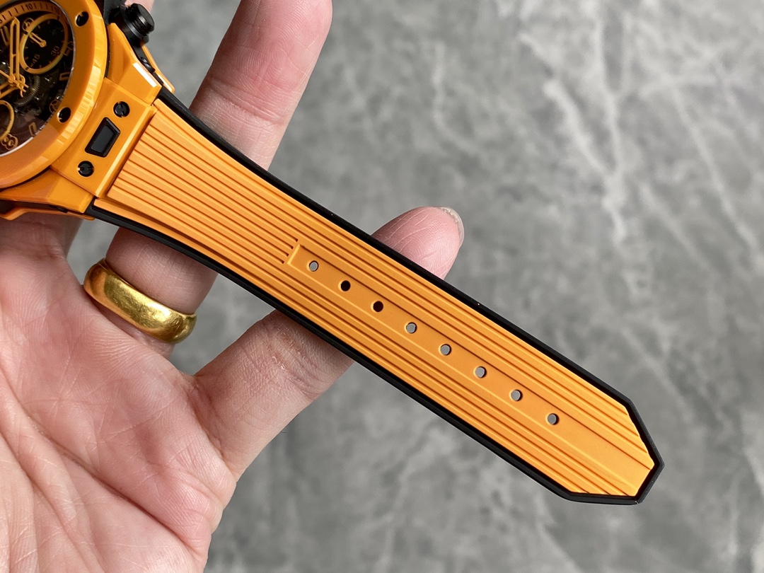 Hublot Big Bang Unico Orange Ceramic 42mm 441.CU.5910.RX-fasswatch