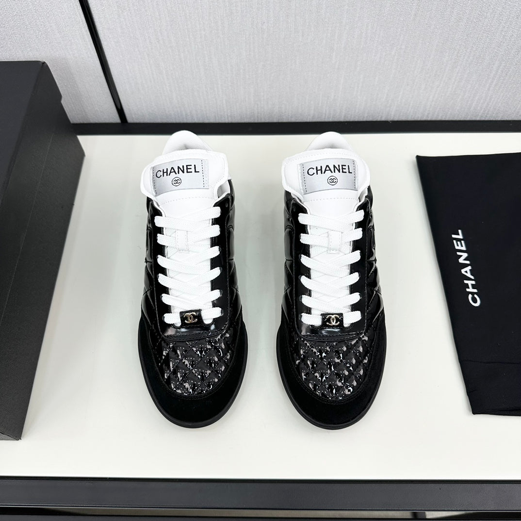 SPORTS SHOES IN GLOSSY BLACK CALFSKIN、mysite、Cacoeks