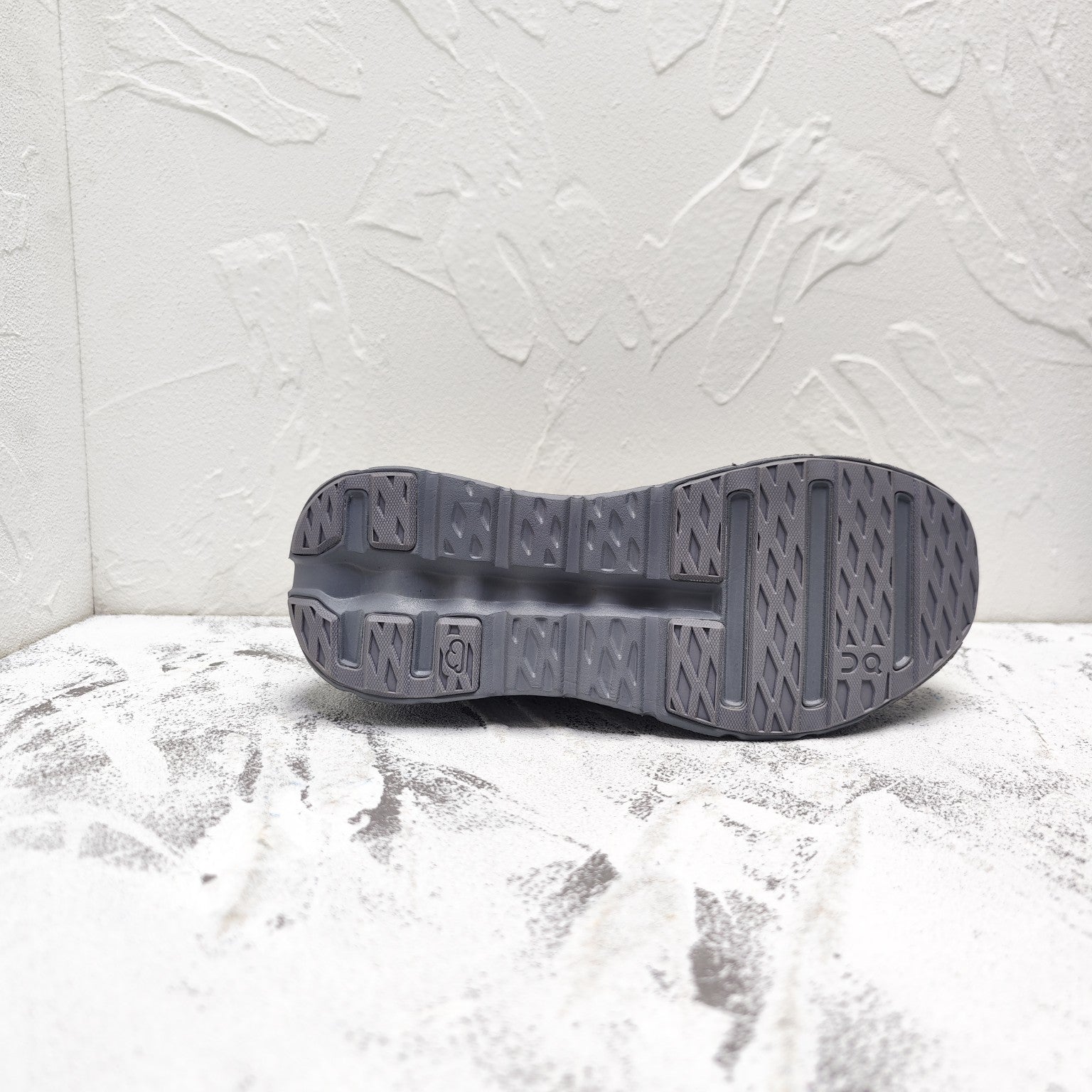 CLOUDTILT SNEAKER IN SHARK GRAY RECYCLED POLYESTER、mysite、Cacoeks