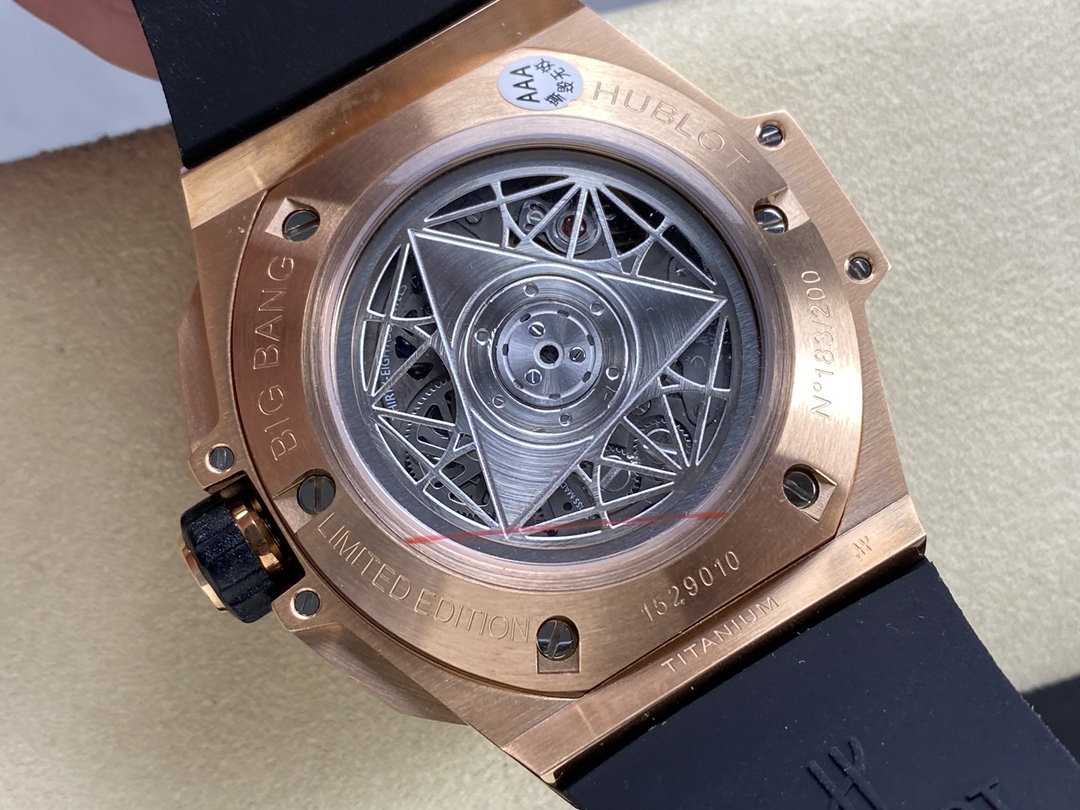 Hublot Big Bang Titanium 418.OX.2001.RX.MXM20-fasswatch