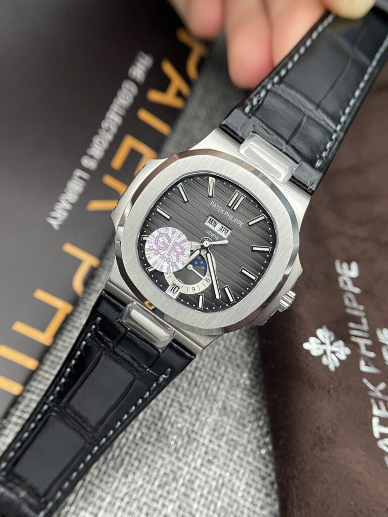 Đồng Hồ Patek Philippe Nautilus 5726 Fake 11 Nam Dây Da GRF 40mm (7)