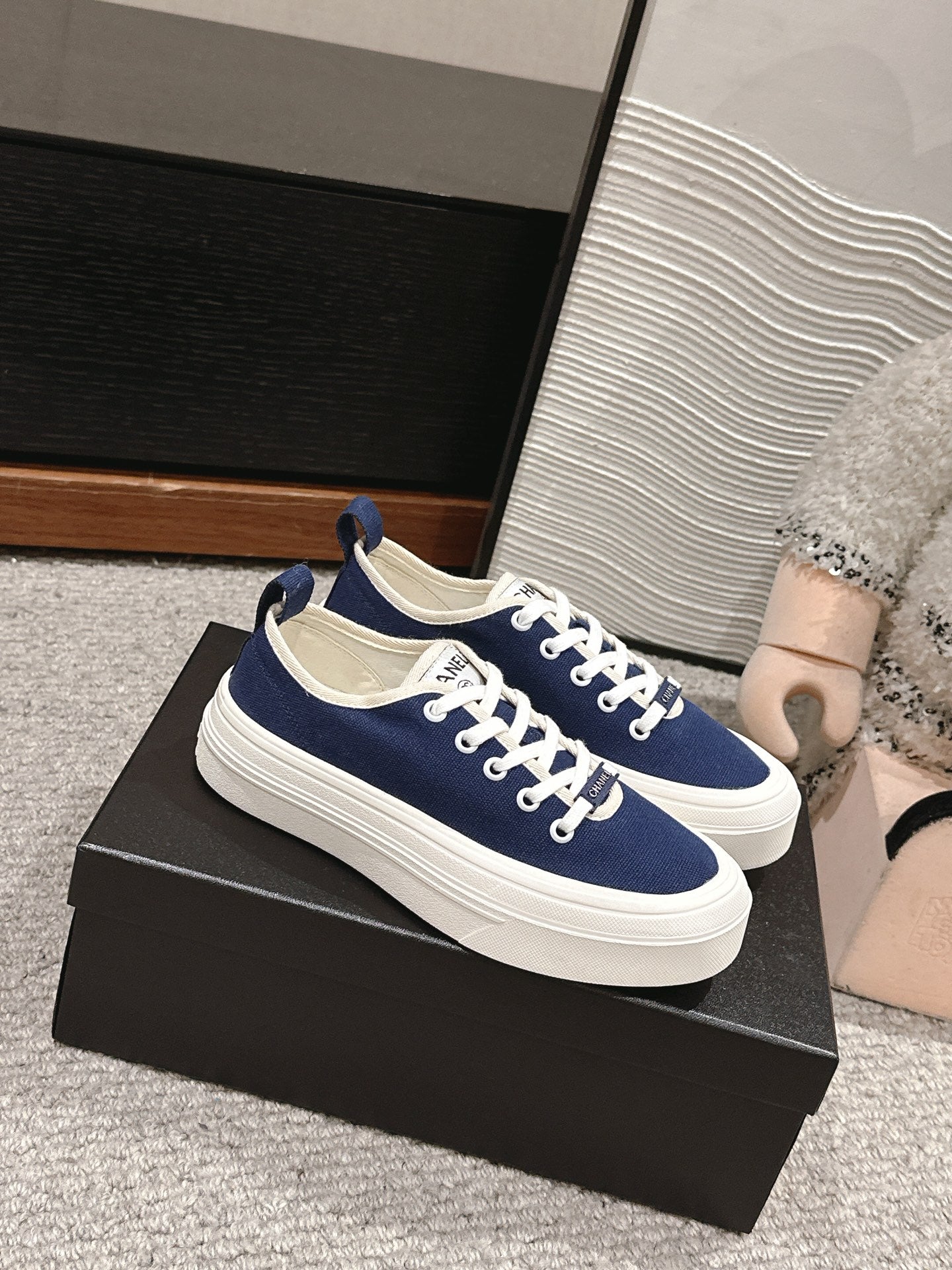 LACE-UP SNEAKERS IN NAVY BLUE CANVAS、mysite、Cacoeks