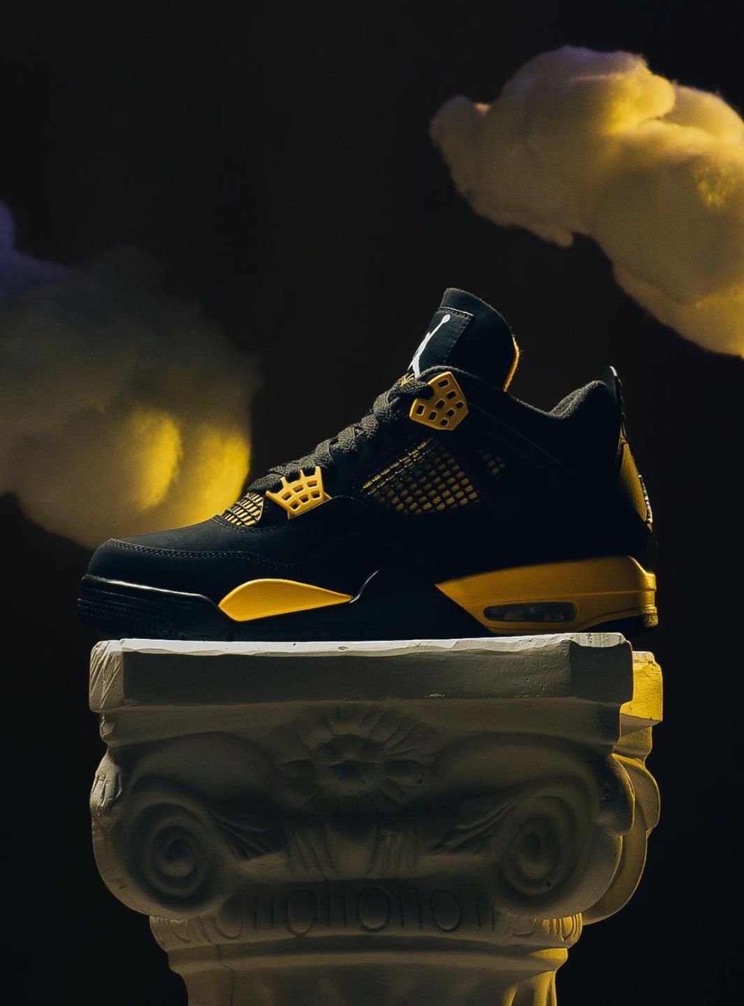 Air Jordan 4 Retro Yellow Thunder (2023)、JORDAN、Cacoeks
