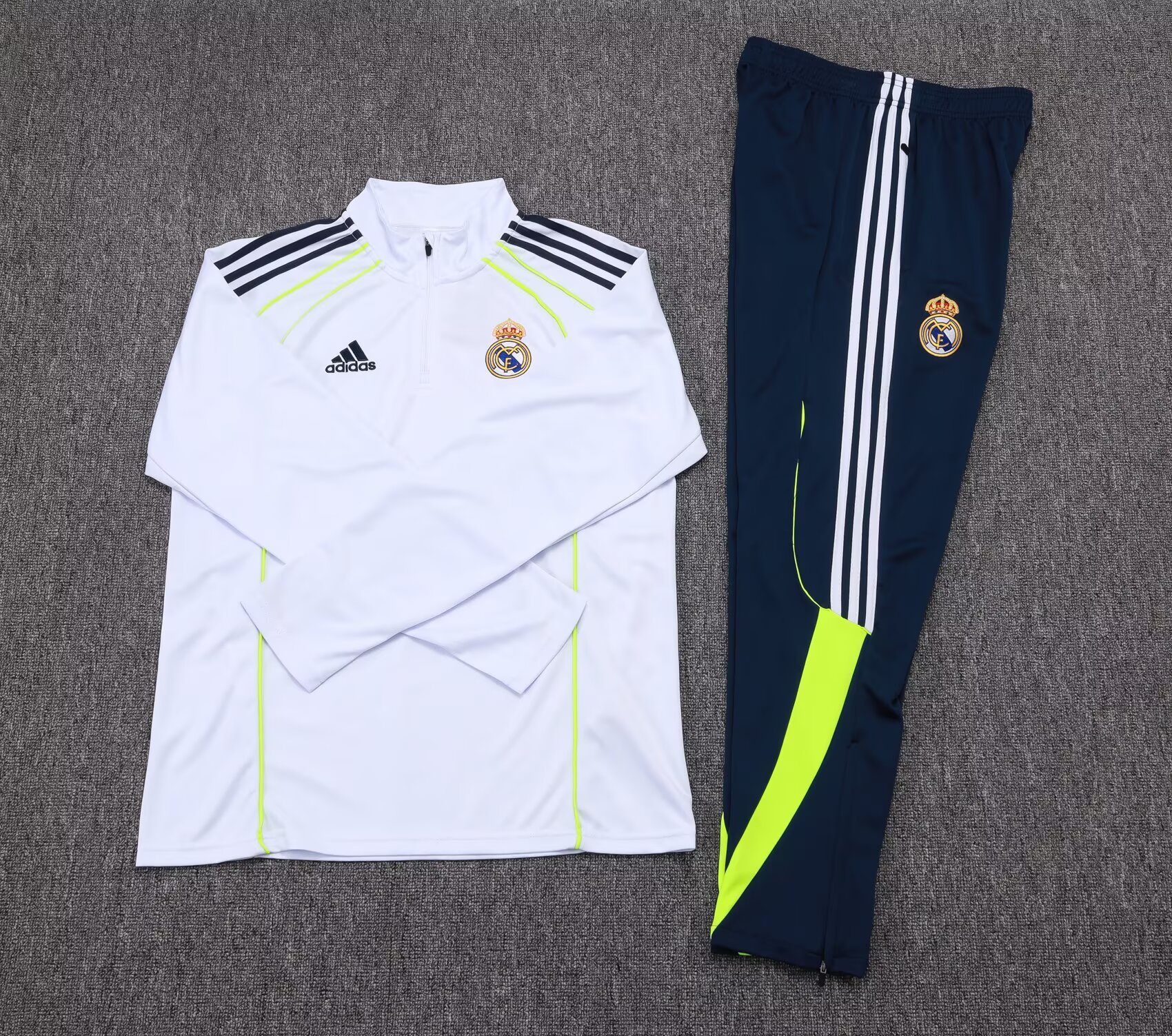 2025/2026 Real Madrid Half-Pull Training Suit White Football Shirt 1:1 Thai Quality Set:football jersey mysite: unitedjerseyfootball 邓江浪:football