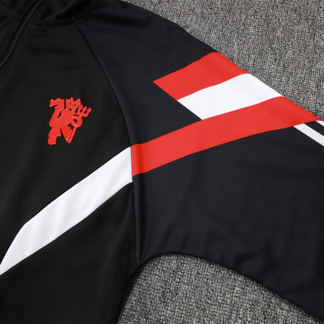 ManixJersey.com | Manchester United 24-25 Originals LFSTLR Jacket Training Tracksuit - Black -Customize Name, Number and Patch | Worldwide Shipping
