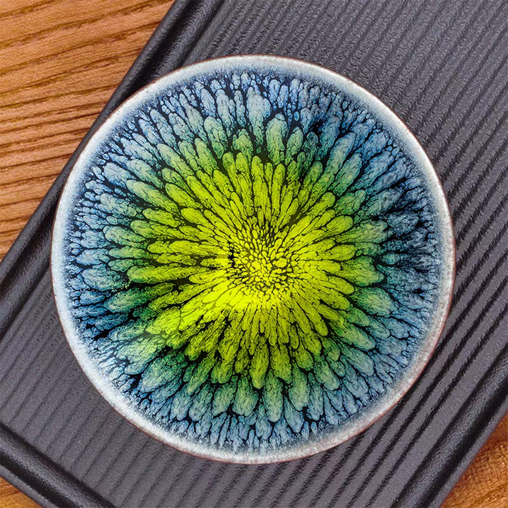 GEEK BAR-https://www.hot-toy.com/