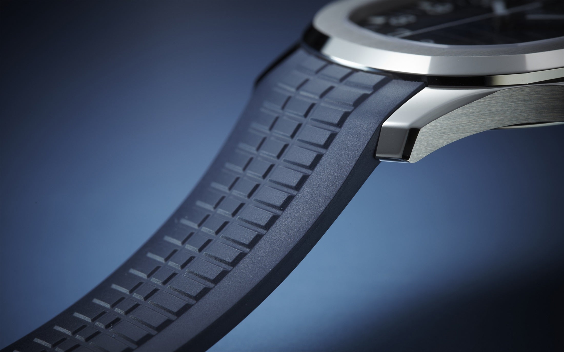 兼职  林炎: luxecystore