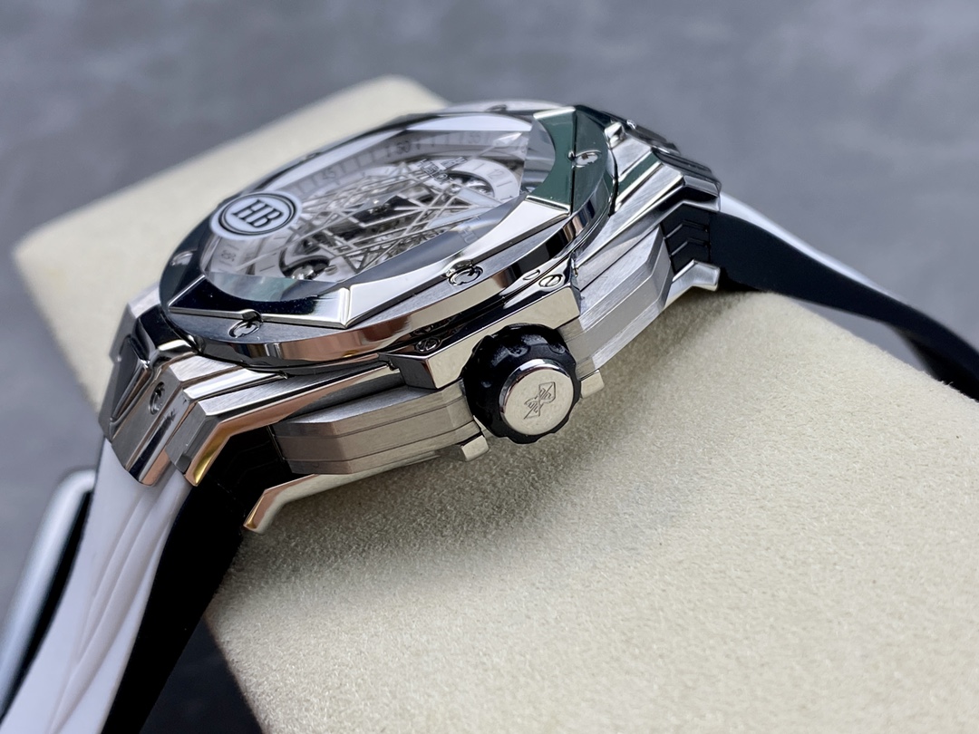 418.NX.2001.RX.1604.MXM20 Hublot Big Bang Titanium-fasswatch