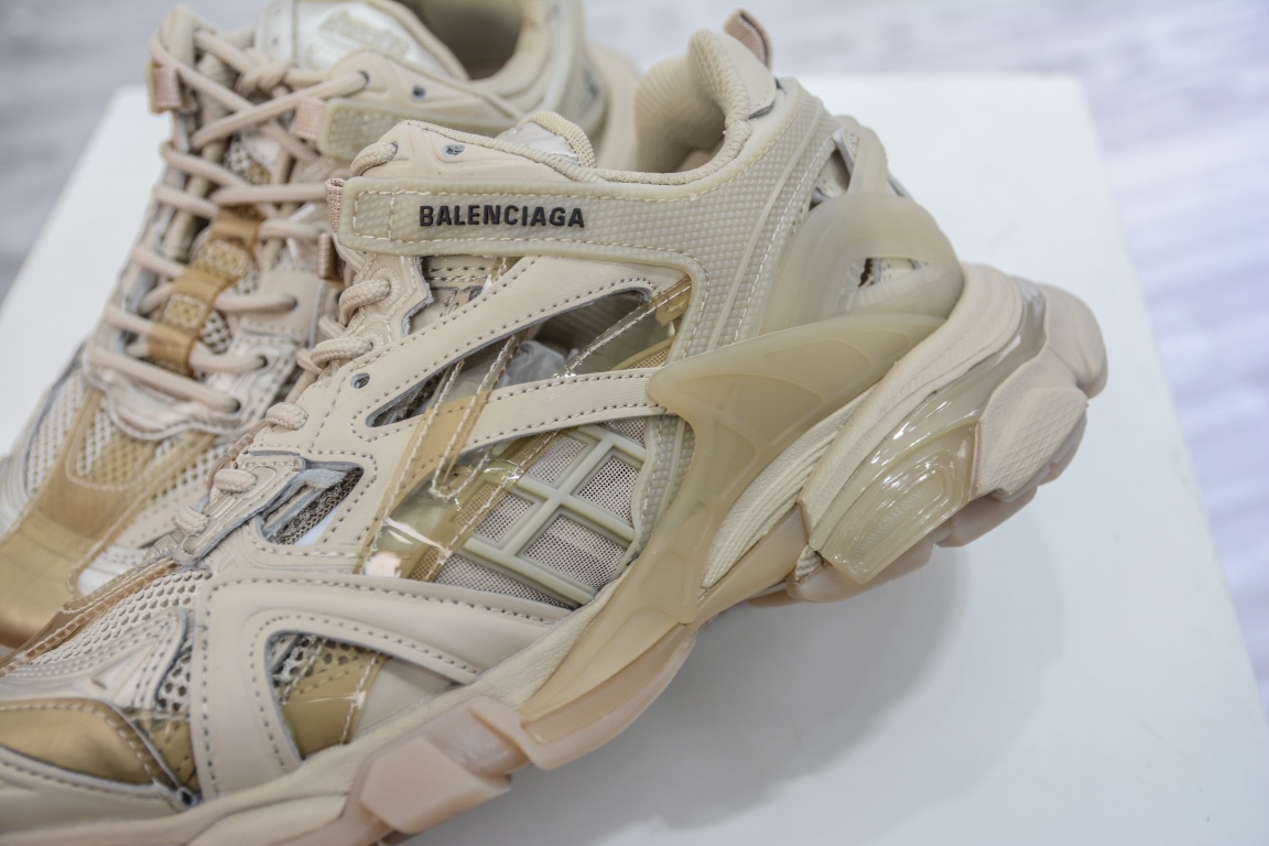 Balenciaga Track 2.0 Trainer in Beige、mysite、Cacoeks