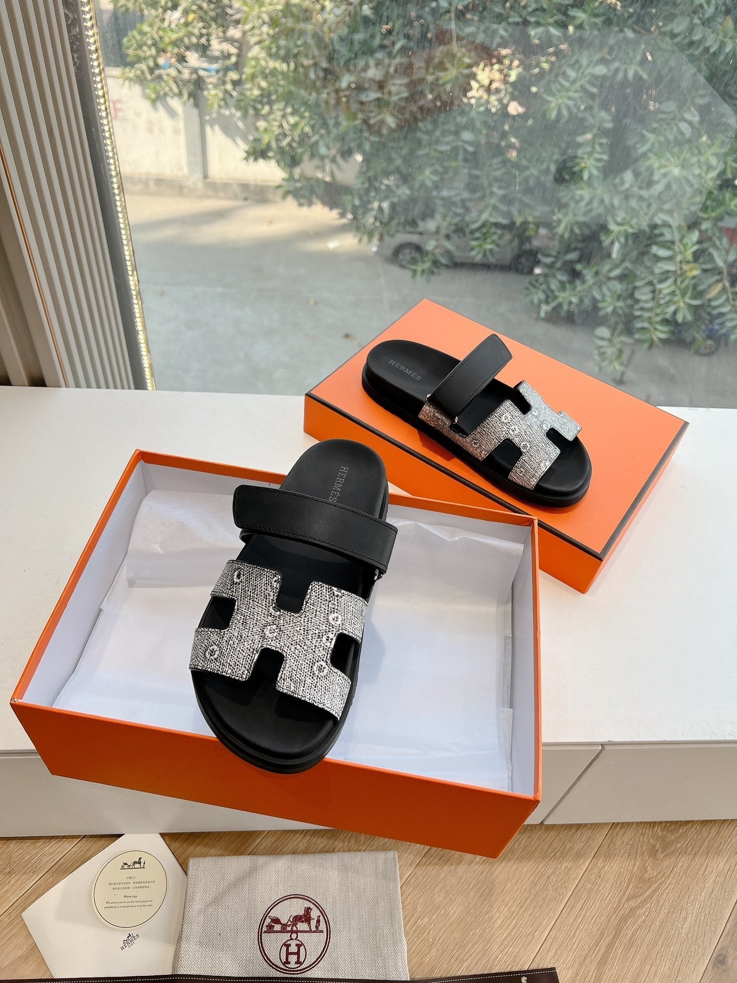 CHYPRE SANDAL IN BLACK MIX WHITE LIZARD SKIN、mysite、Cacoeks