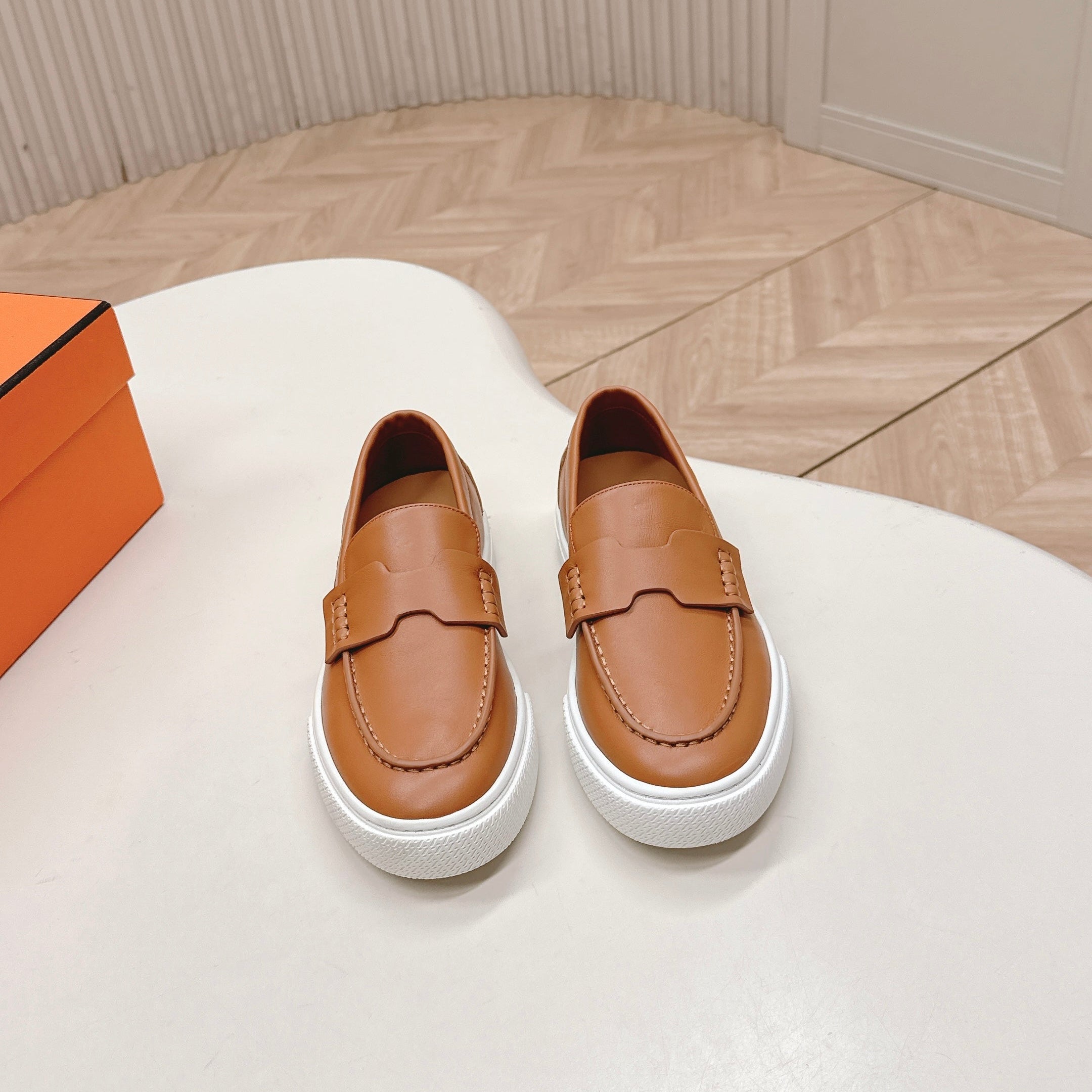 HM 25S SLIP-ON IN BROWN LAMBSKIN、mysite、Cacoeks