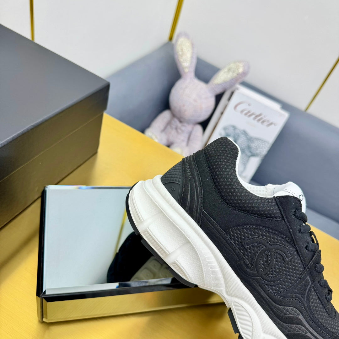 DAD SNEAKER IN BLACK SUEDE AND BREATHABLE MESH、mysite、Cacoeks