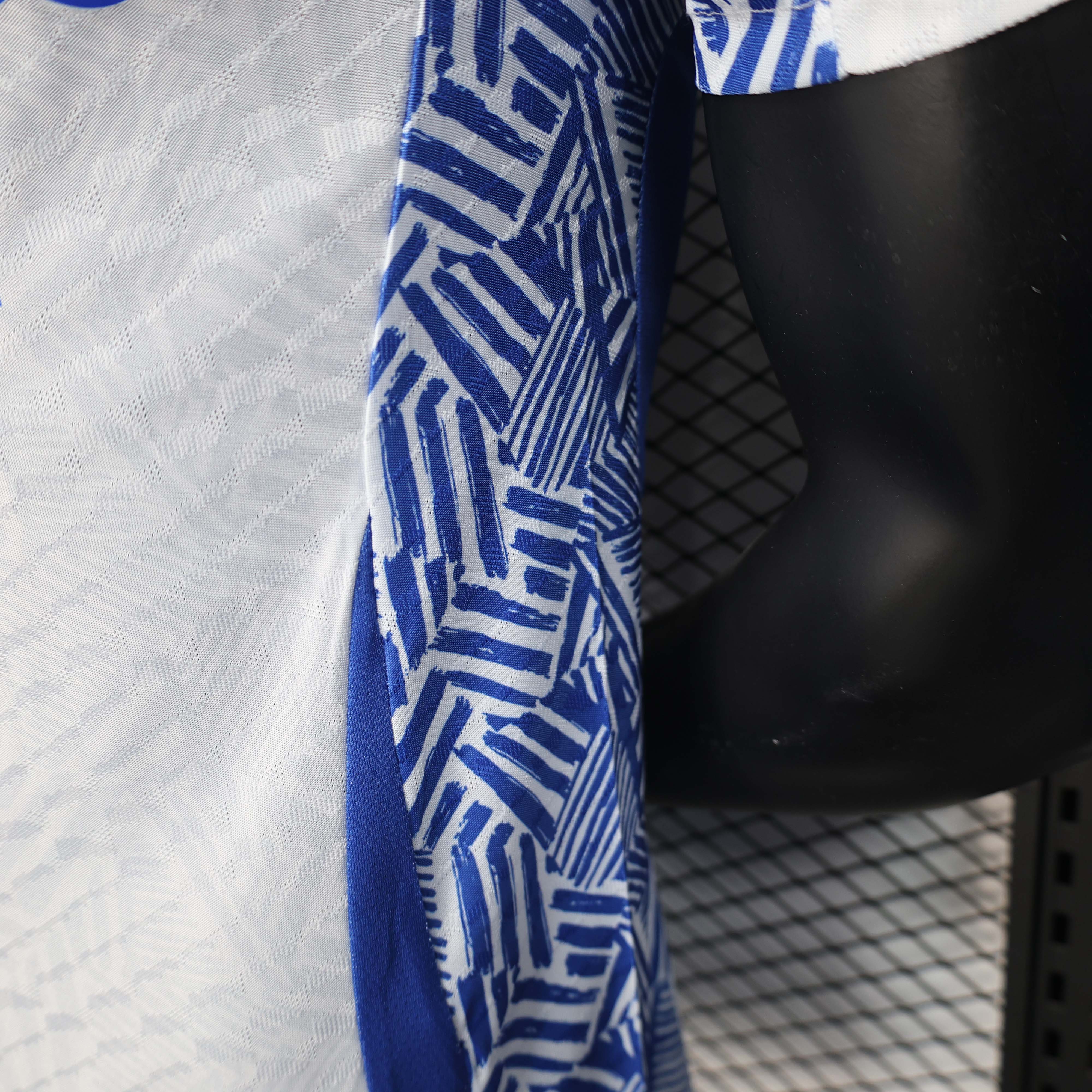 2025/2026 Player Version Real Madrid Special Edition White Football Shirt 1:1 Thai Quality:football jersey mysite: unitedjerseyfootball 邓江浪:football