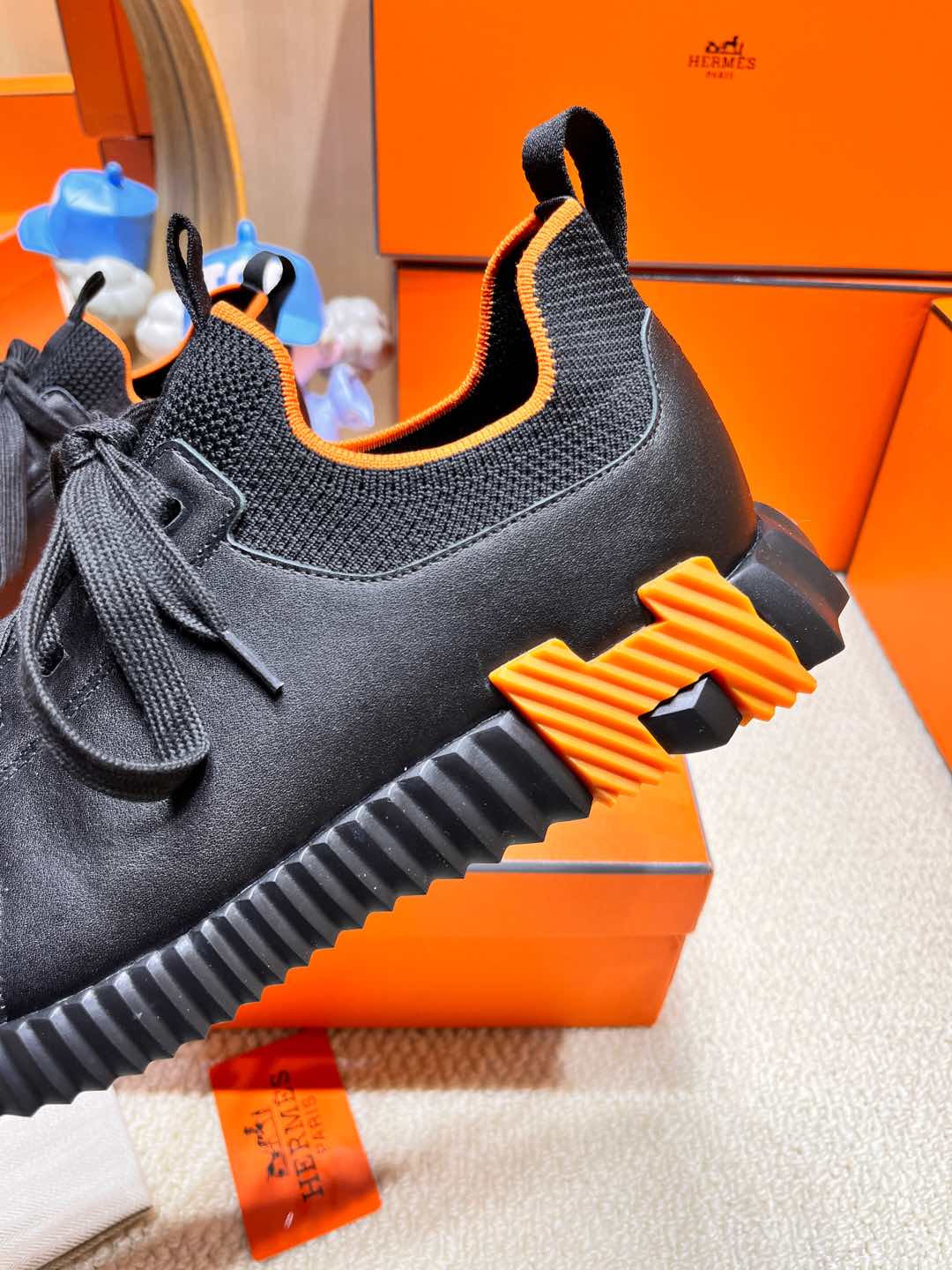 DEPART SLIP-ON SNEAKER IN BLACK KNIT AND CALFSKIN、mysite、Cacoeks