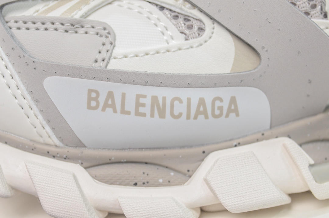Balenciaga Track Recycled Sole Trainer in Beige、mysite、Cacoeks