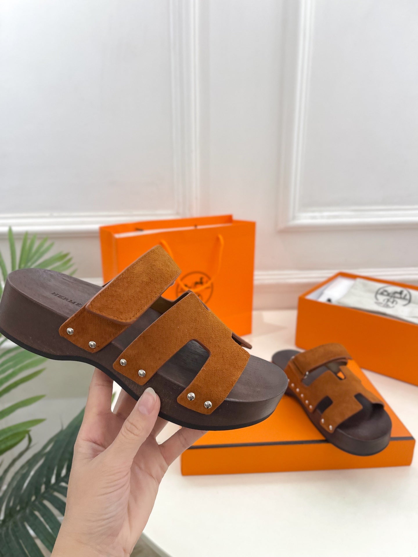 KOS CLOG IN BRONZE BROWN SUEDE、mysite、Cacoeks