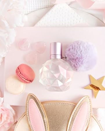 moonlight ariana grande fragrance perfume plum peony currant vanilla amber sandalwood marshmallow