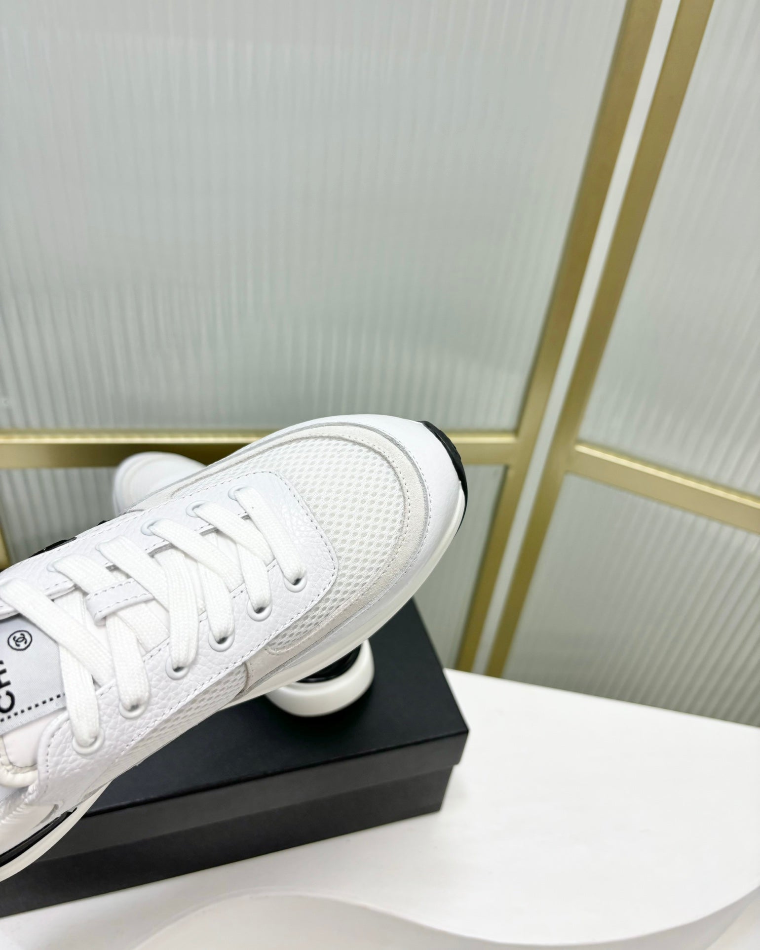 SNEAKER IN WHITE SUEDE AND BREATHABLE MESH、mysite、Cacoeks