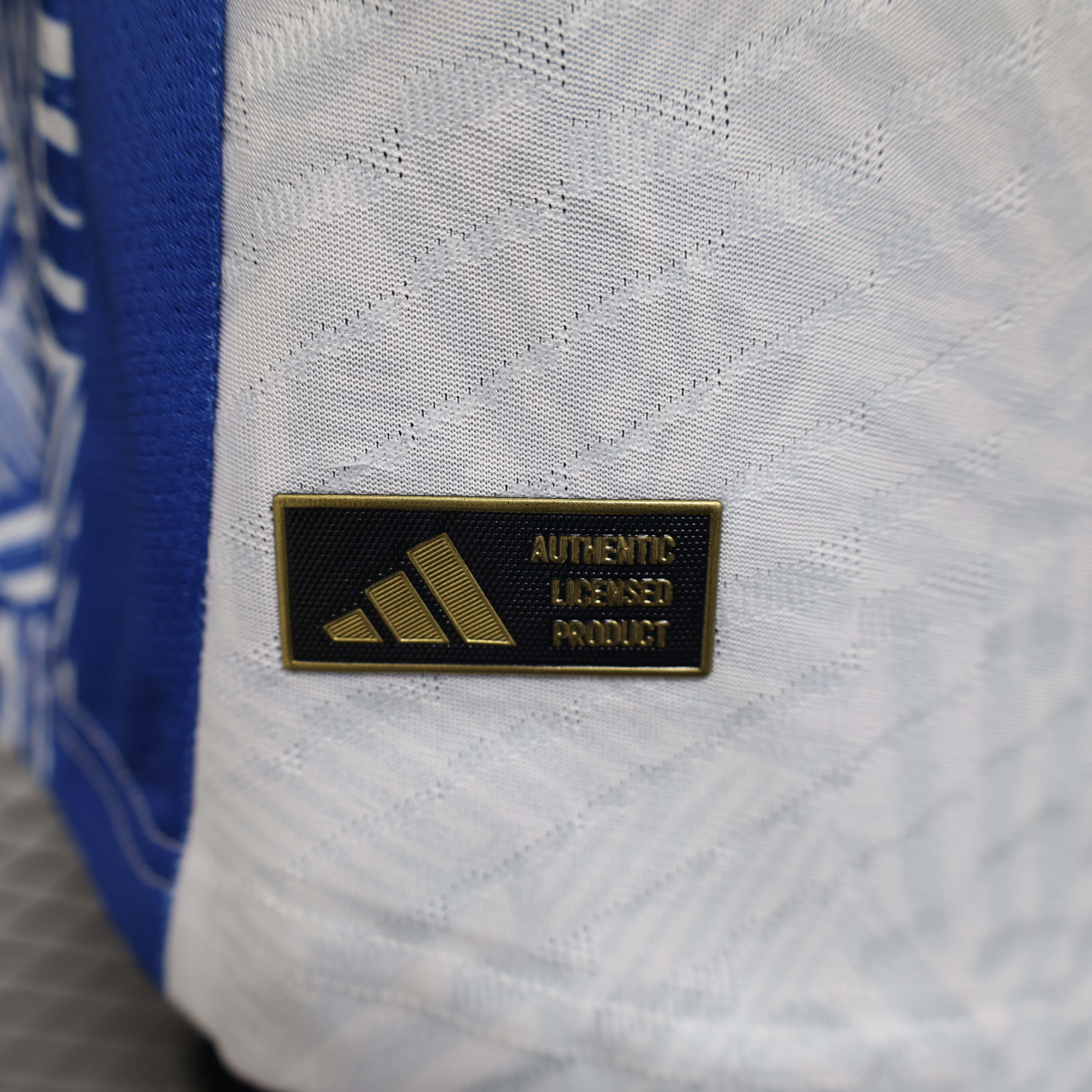 2025/2026 Player Version Real Madrid Special Edition White Football Shirt 1:1 Thai Quality:football jersey mysite: unitedjerseyfootball 邓江浪:football