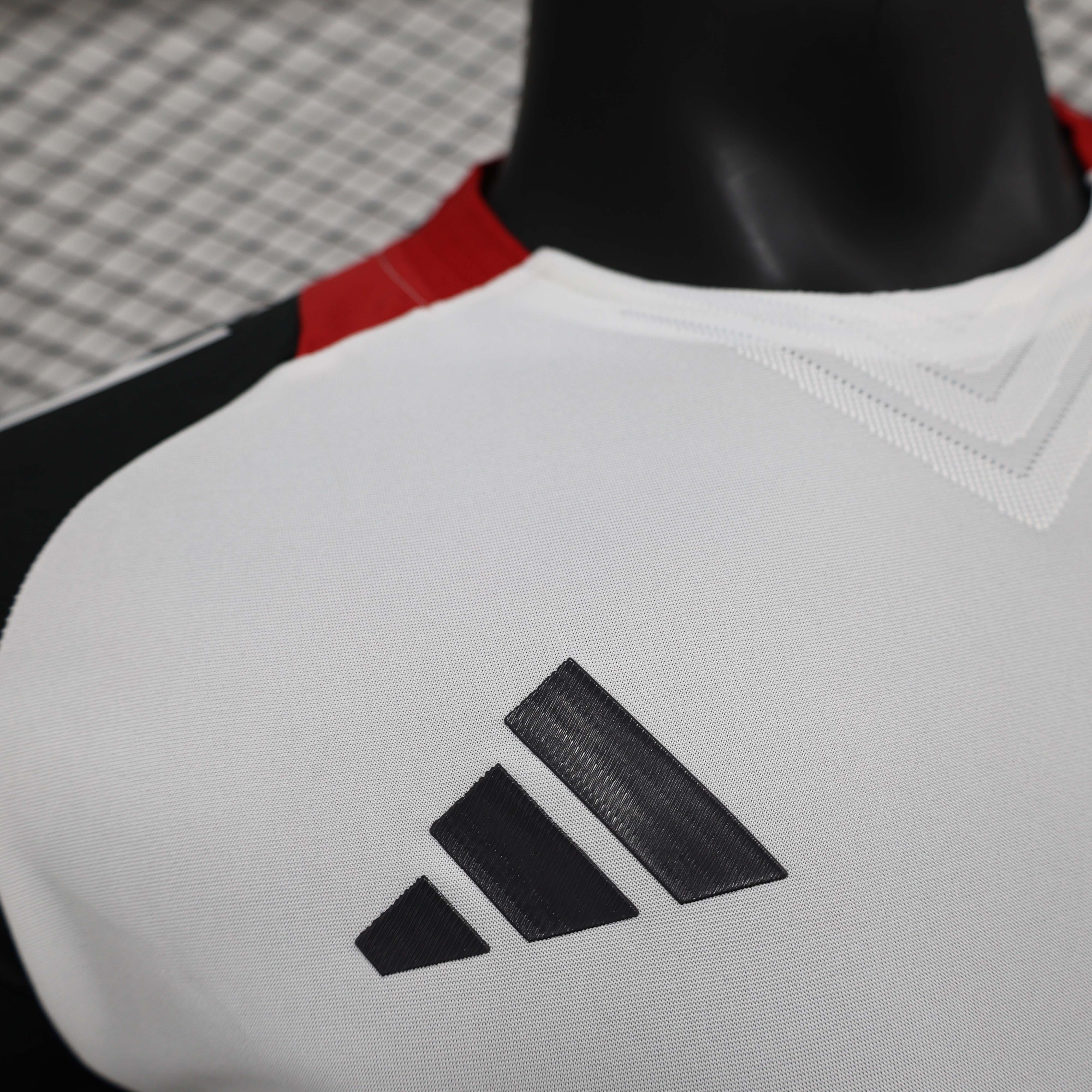 2024/2025 Player Version Manchester United Pre-race suit Football Shirt 1:1 Thai Quality:football jersey mysite: unitedjerseyfootball 邓江浪:football