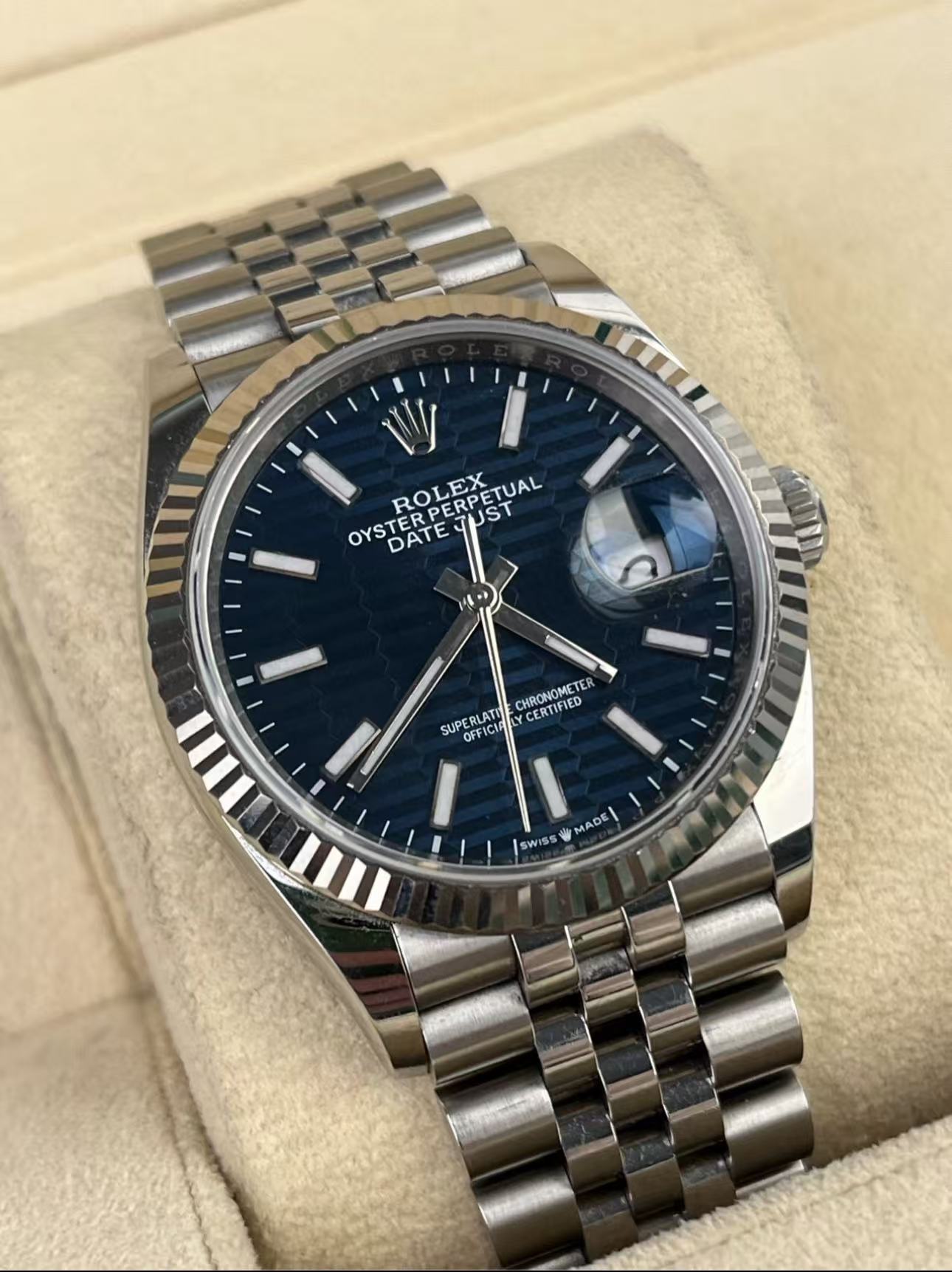 Rolex Datejust 36mmSuper Clone Swiss ReplicaWatch Blue Fluted Dial Ref 126234 3235 Swiss Movement